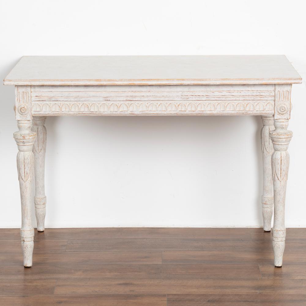Swedish Antique Gustavian White Painted Side Table Small Writing Table, Sweden circa 180