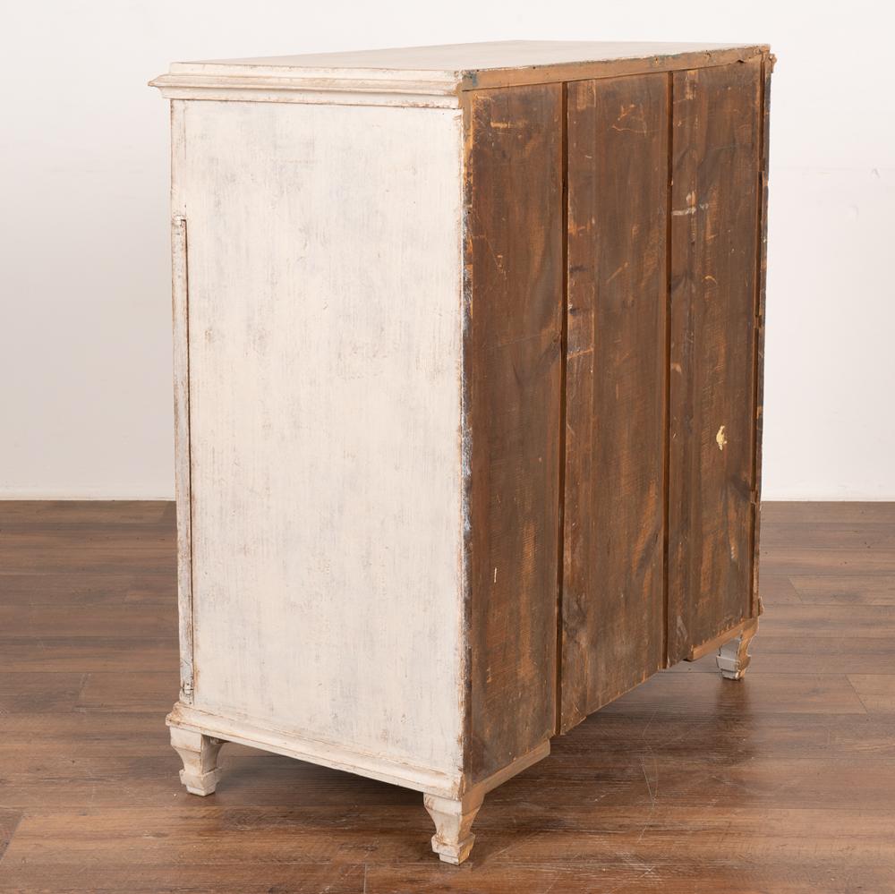 Antique Gustavian White Painted Sideboard Buffet, Sweden, circa 1860 3