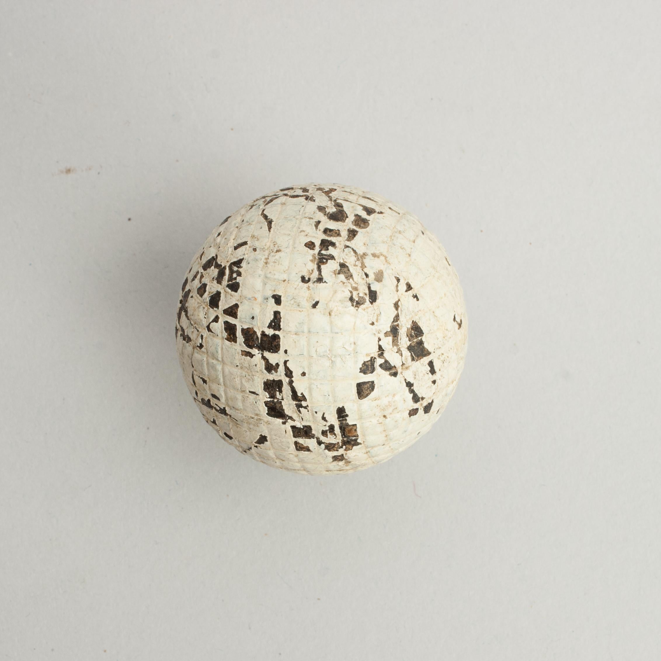 Antiker Gutta Percha-Golfball, Mesh-Muster im Zustand „Relativ gut“ im Angebot in Oxfordshire, GB