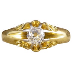 Antique Gypsy Set Diamond Ring with Detailed Shoulders in 18 Carat Gold