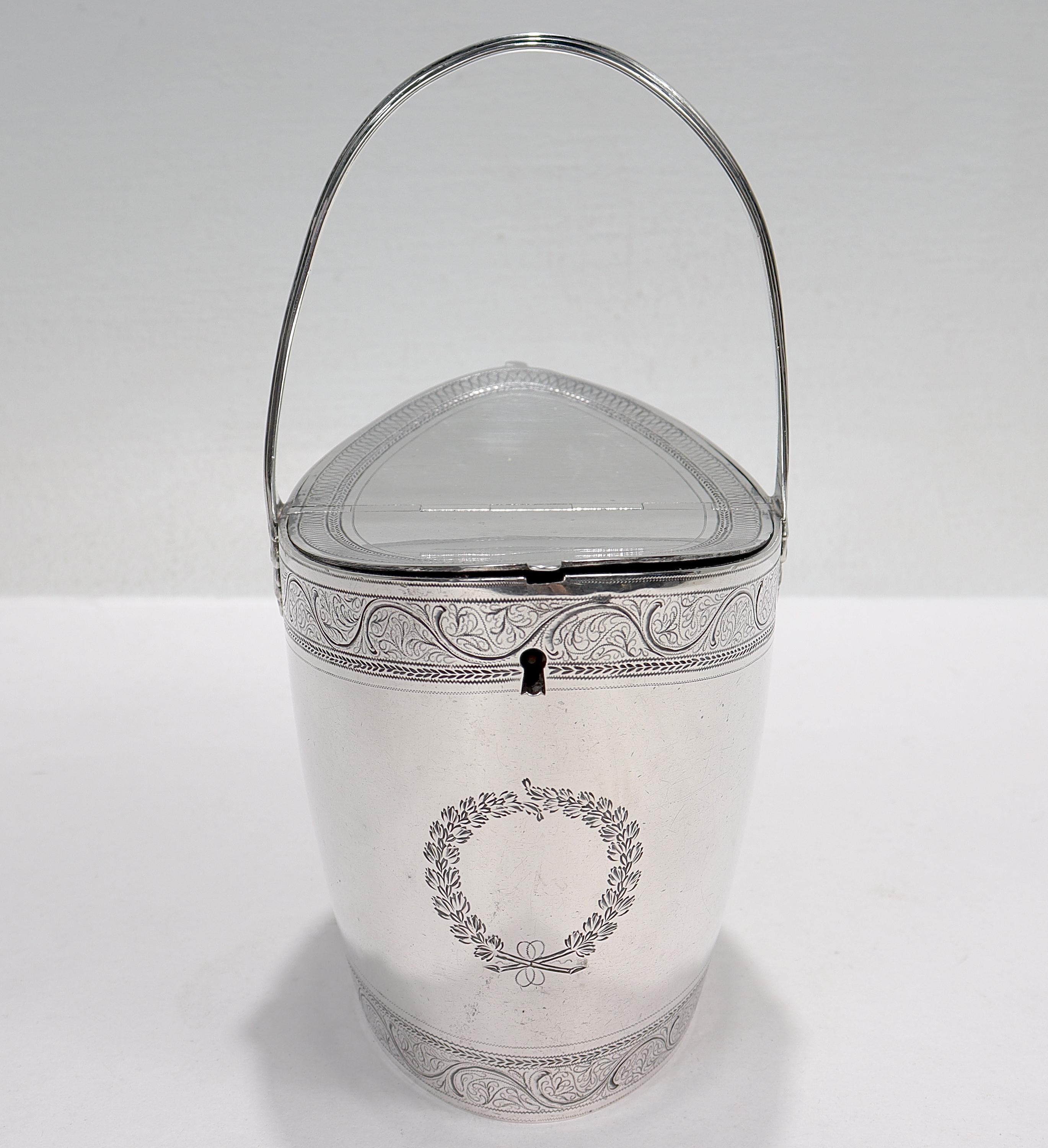 Antique H Chawmer 18th C English Georgian Sterling Silver Double-Sided Tea Caddy In Good Condition For Sale In Philadelphia, PA
