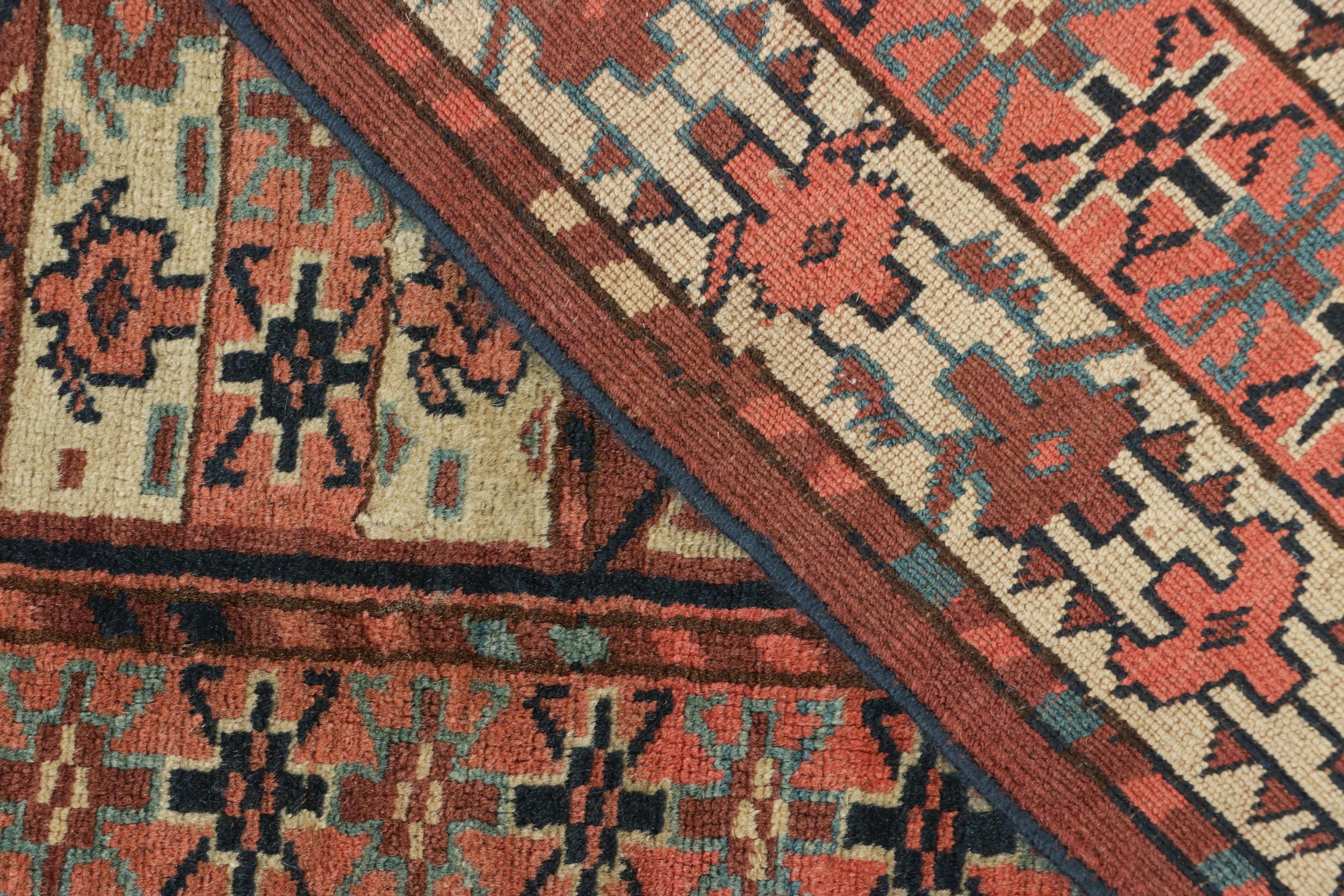 Early 20th Century Antique Hachli Persian Rug, Brown and Red with Geometric Patterns - Rug & Kilim For Sale