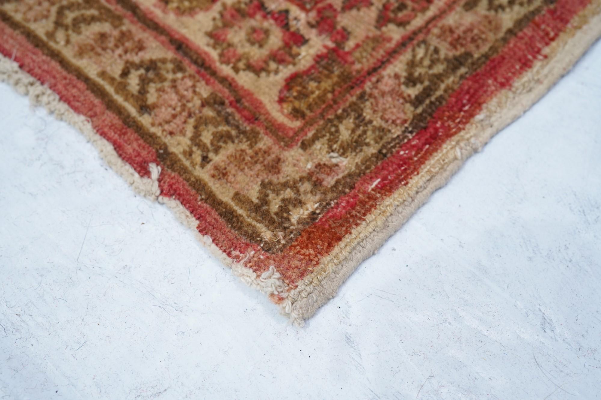 Antique Haji Jalili Rug In Good Condition For Sale In New York, NY