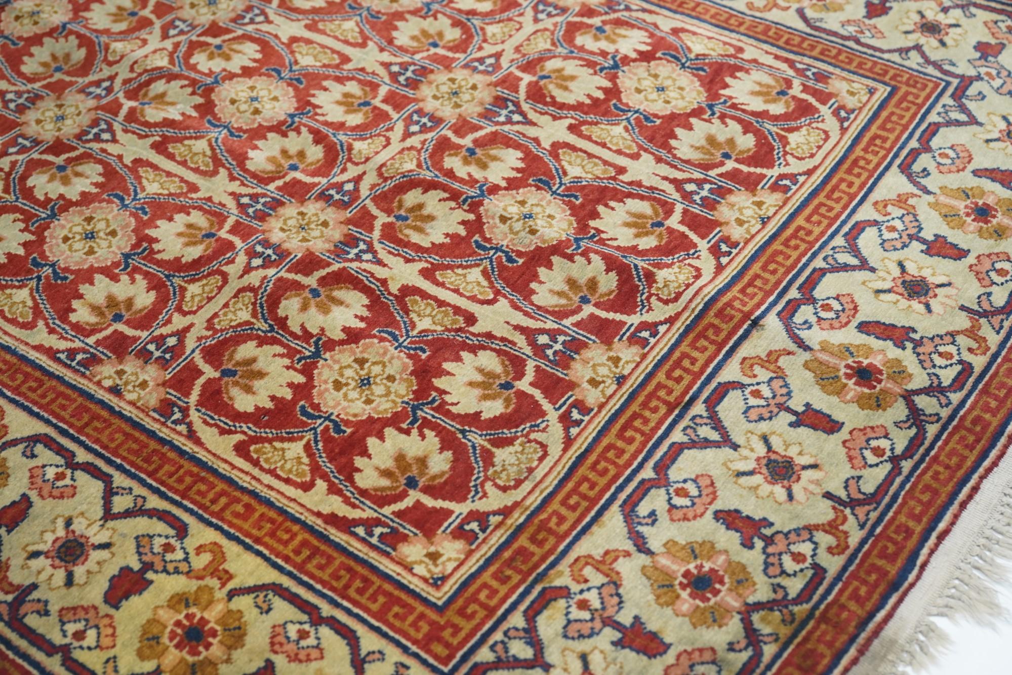 Fin du XIXe siècle Tapis antique Haji Jalili Tabriz - 3'7'' x 5'3'' en vente