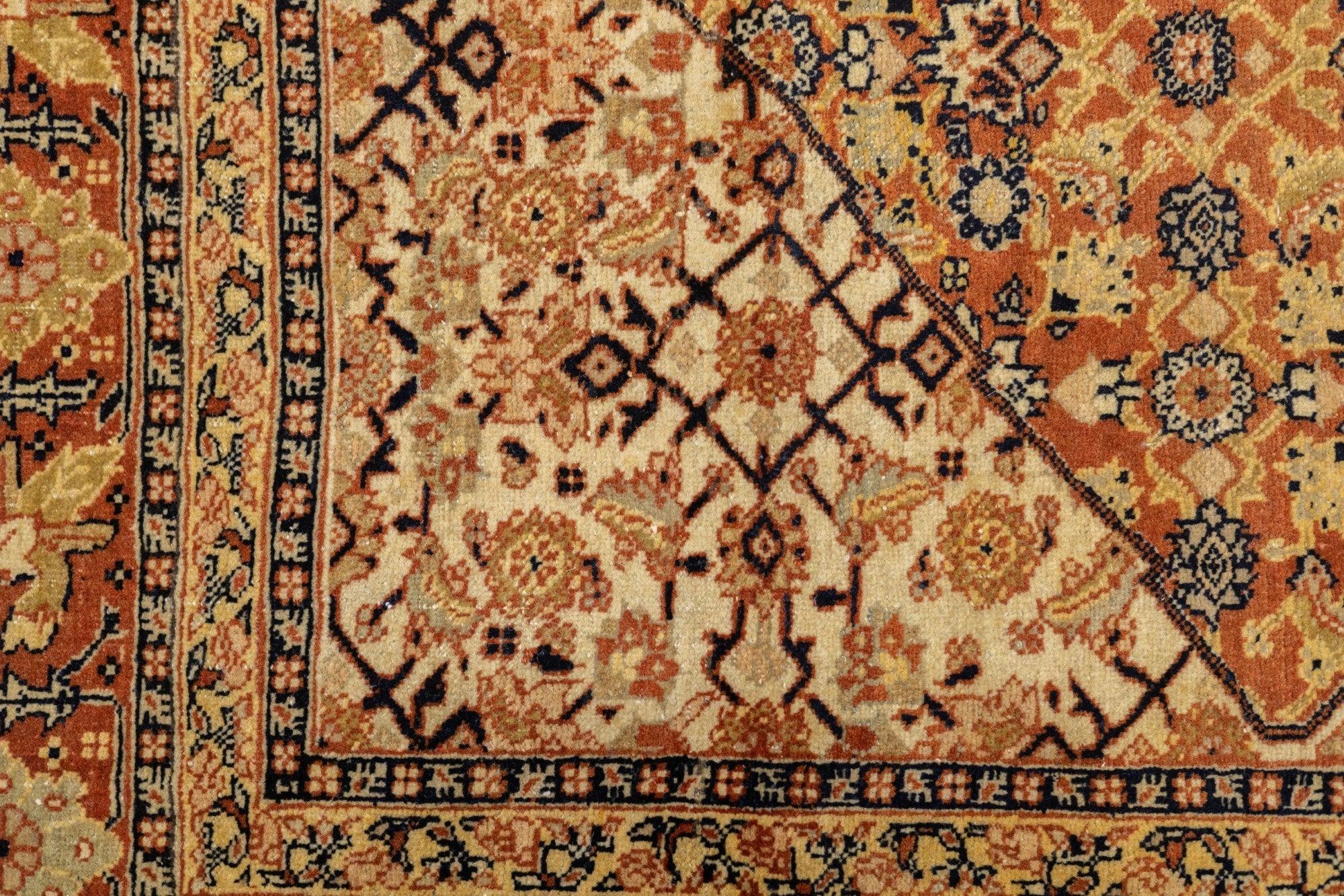 Antiker Haji Jalili Täbris-Teppich 4'2'' x 5'6'' im Angebot 2