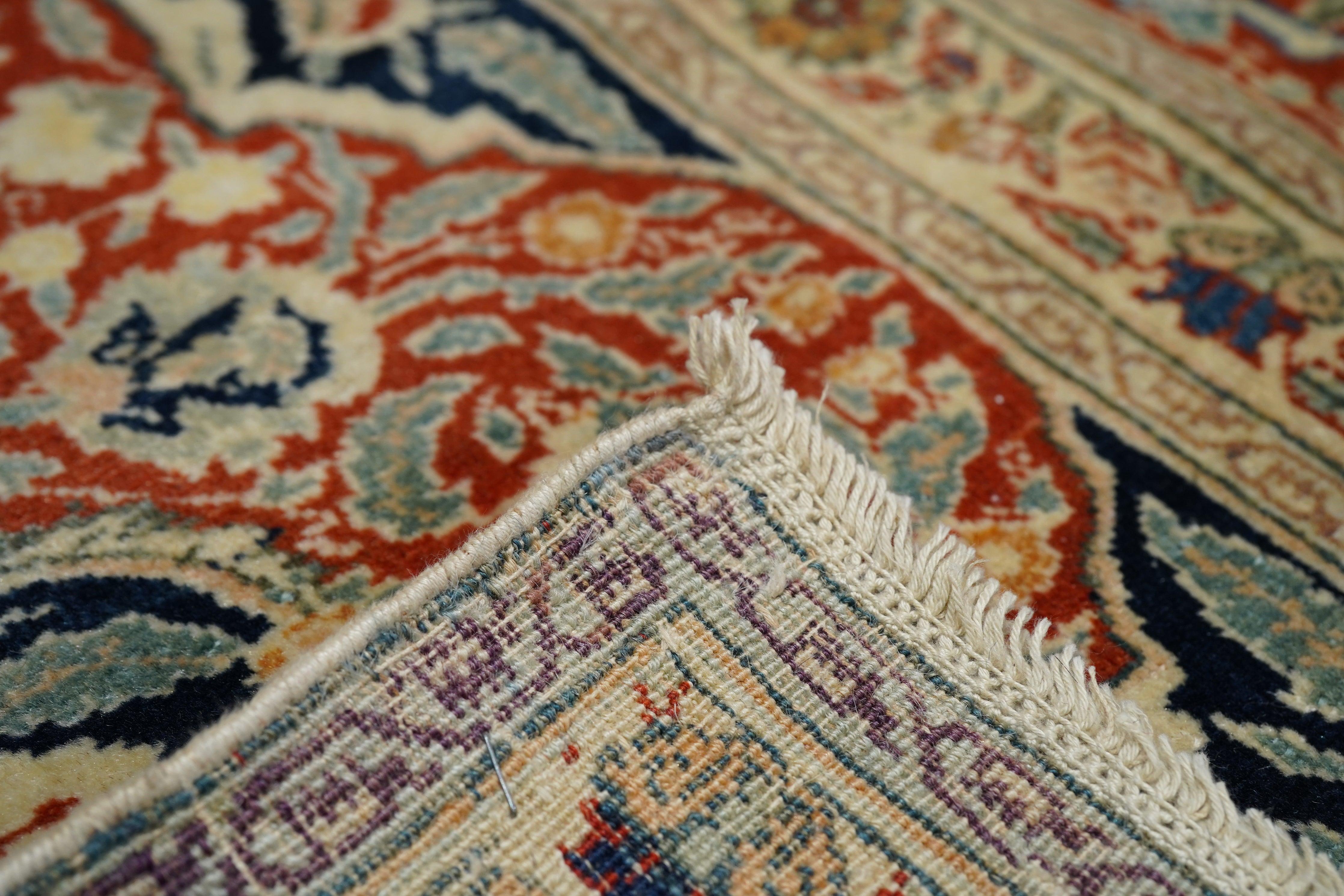 XIXe siècle Tapis Tabriz antique Haji Jalili Tabriz 4'3'' x 6'2'' en vente