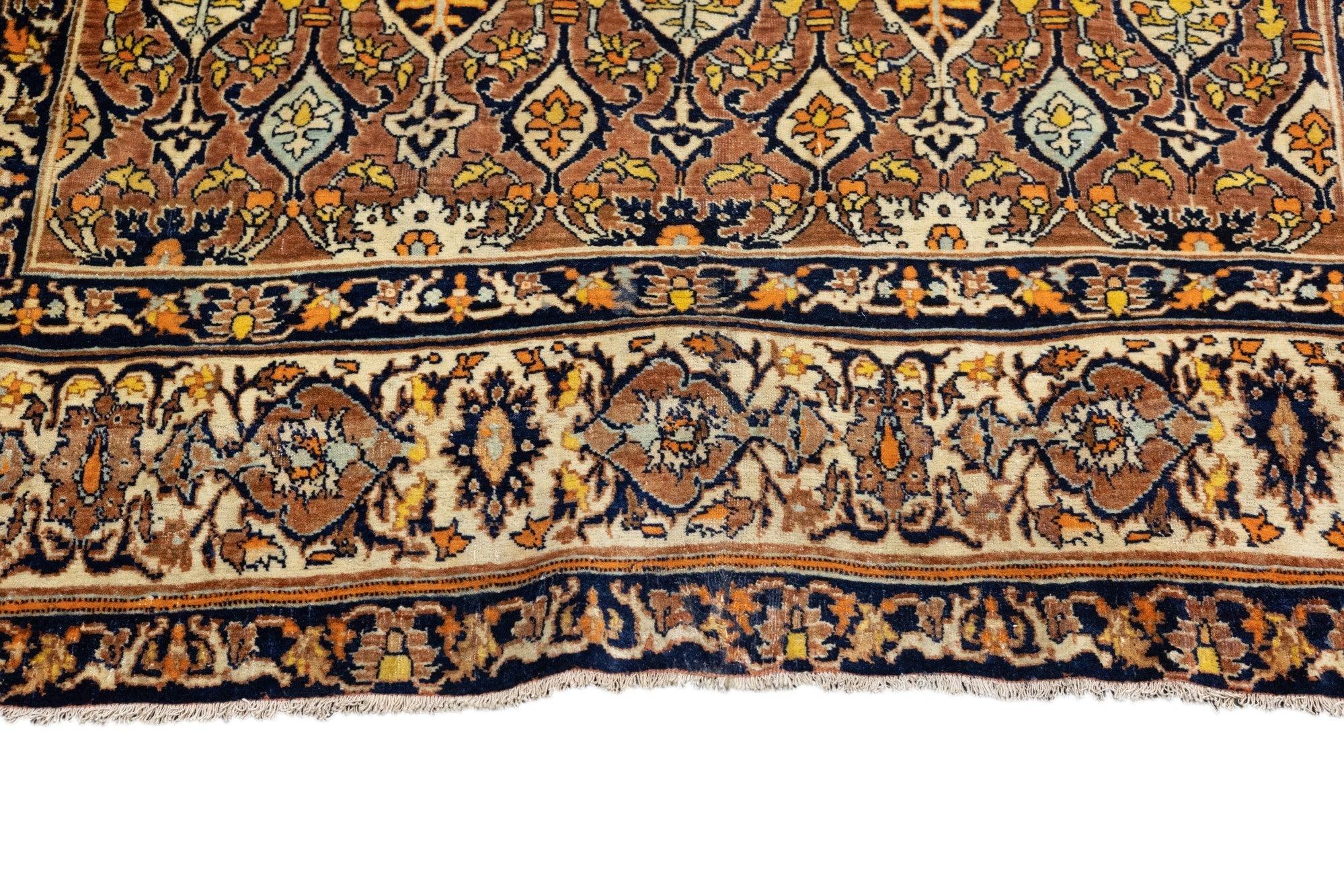 Antiker Haji Jalili Täbris-Teppich 4'6'' x 5'6'' (Handgeknüpft) im Angebot