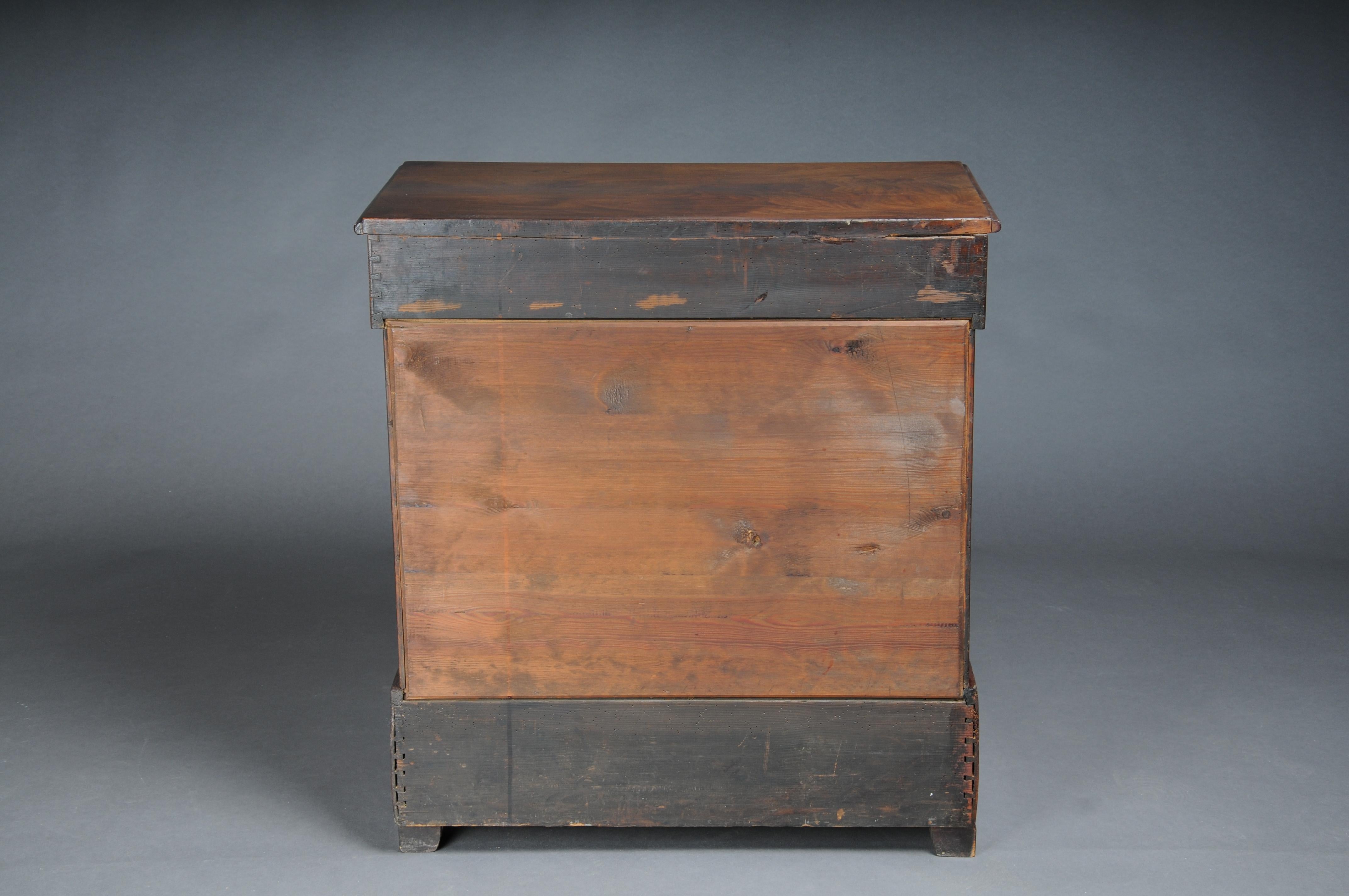 Antique half-round Empire chest of drawers, mahogany, around 1810 For Sale 11