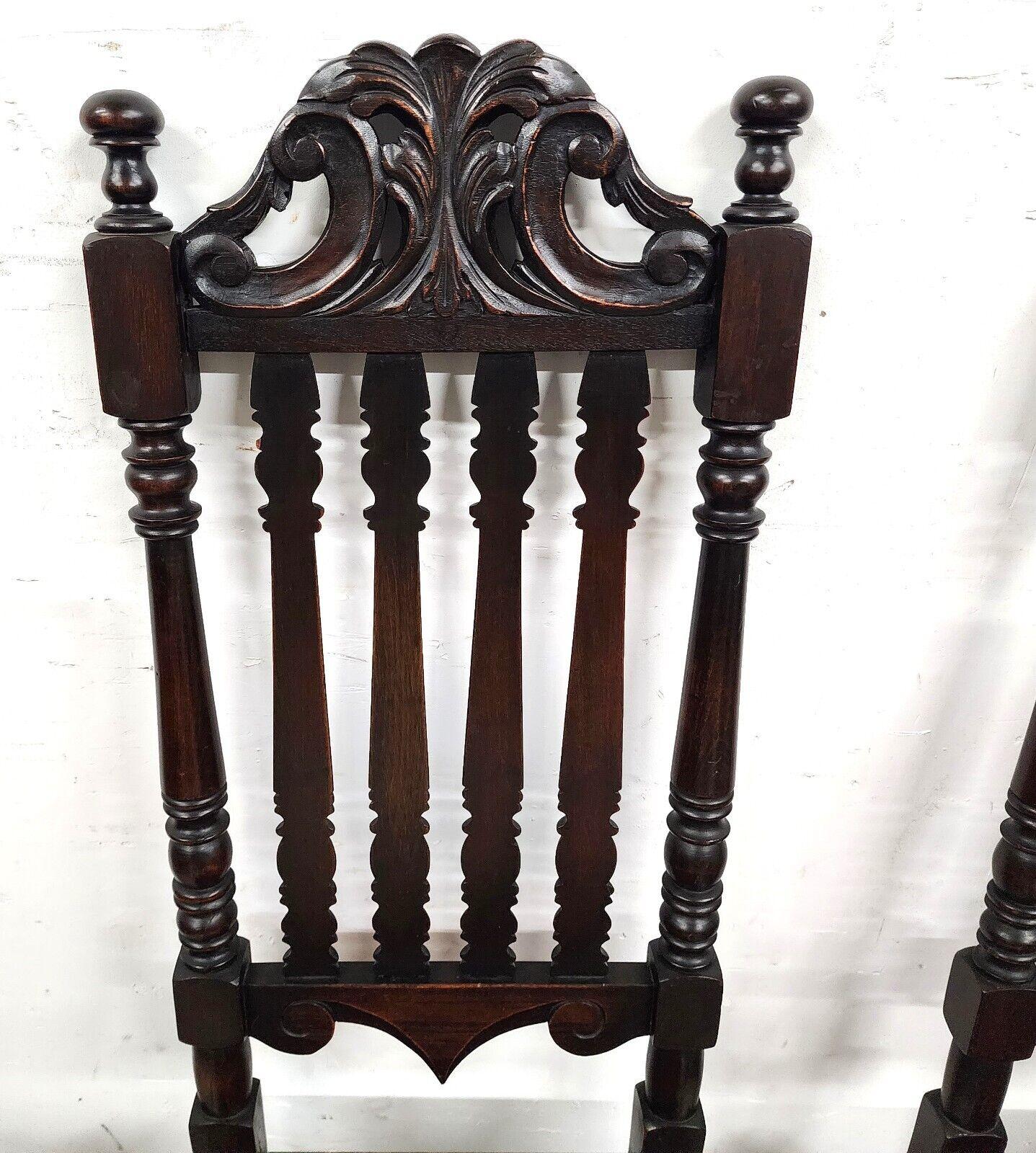 Antique Hall Chairs Walnut Dining Accent Pair In Good Condition For Sale In Lake Worth, FL