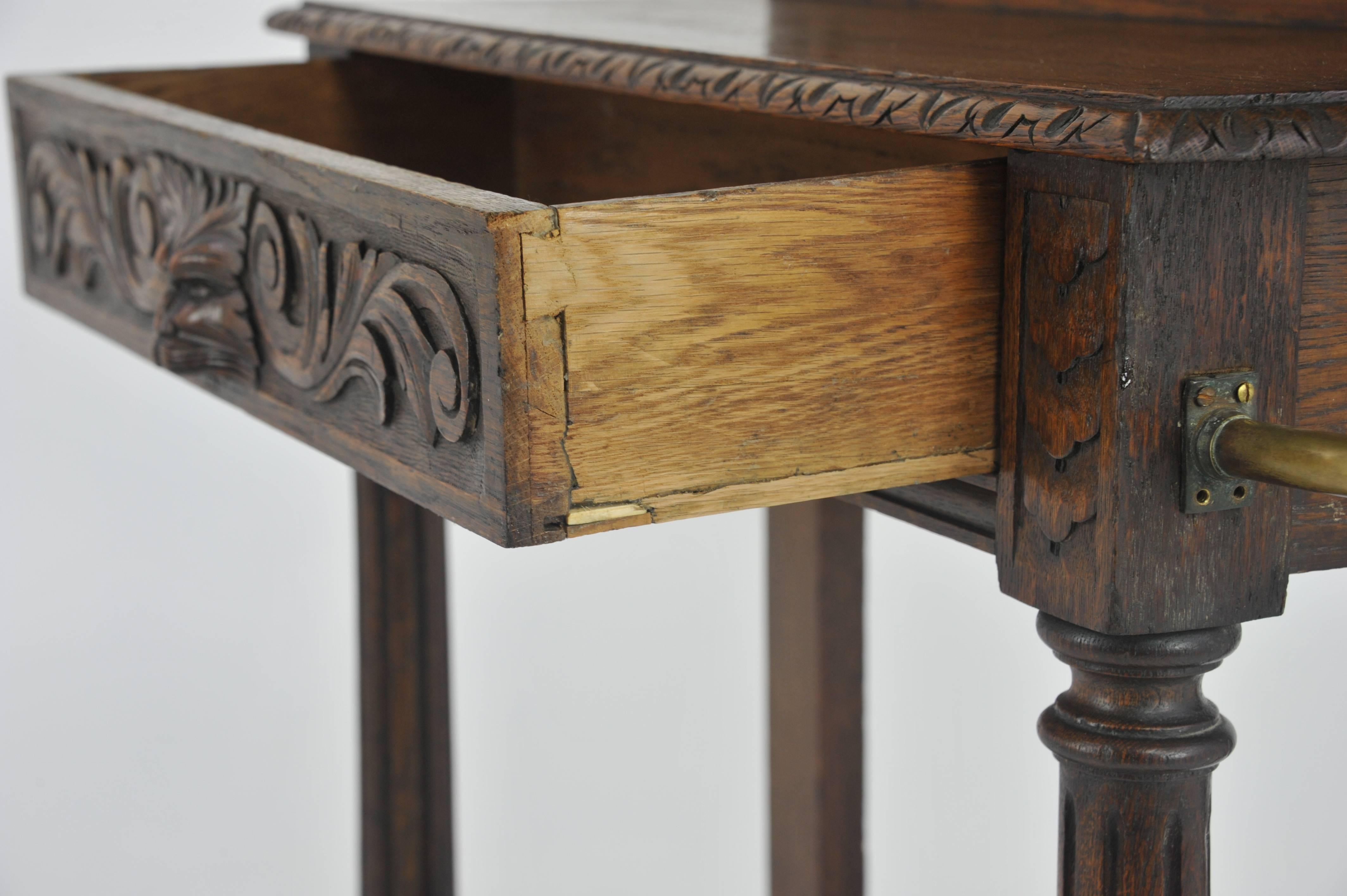 Fin du XIXe siècle Antique Hall Stand:: Hall Tree:: Entryway Organizer:: Carved Oak:: Scotland REDUCED !