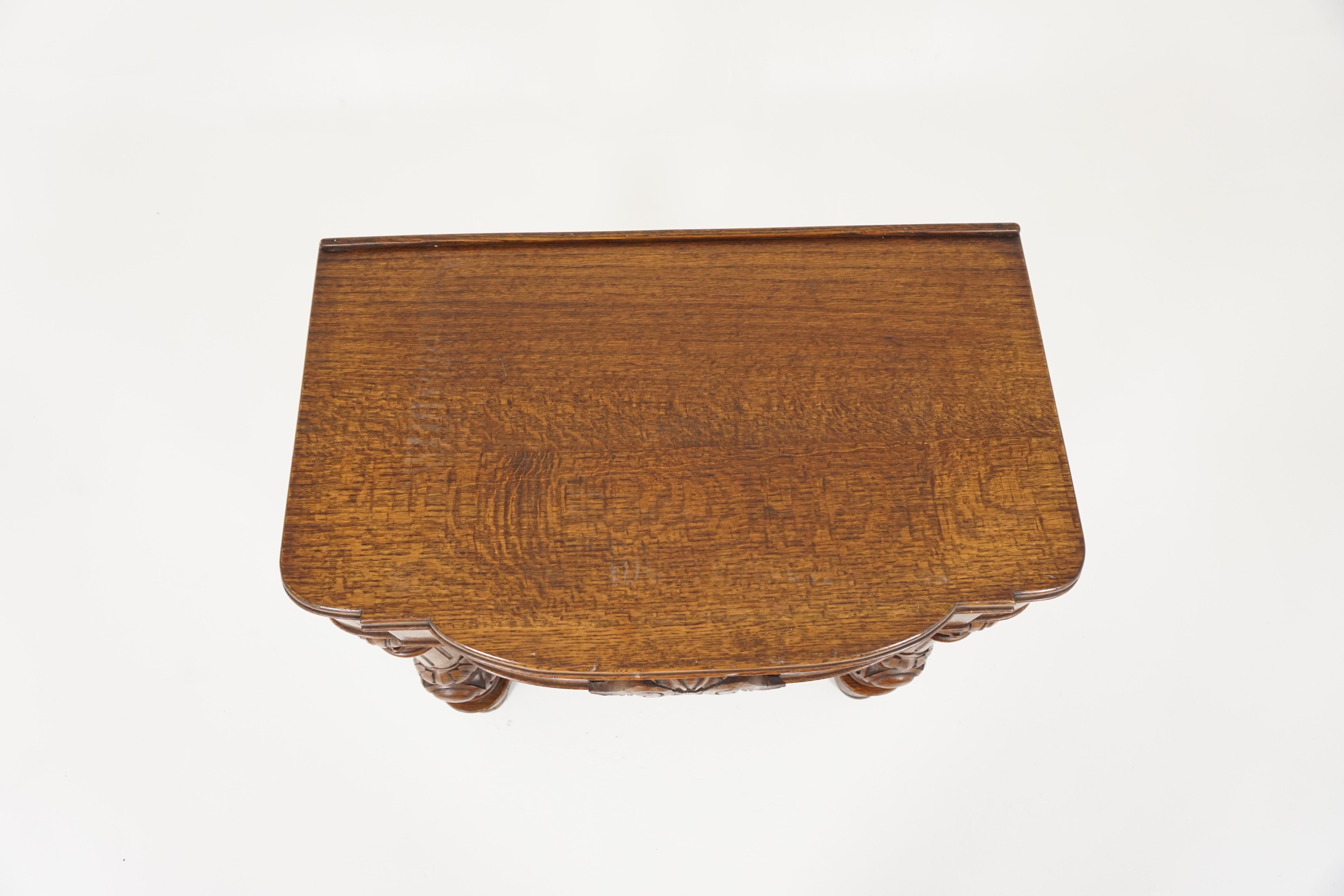 Early 20th Century Antique Hall Table, Victorian Carved Tiger Oak End Table, Scotland, 1920
