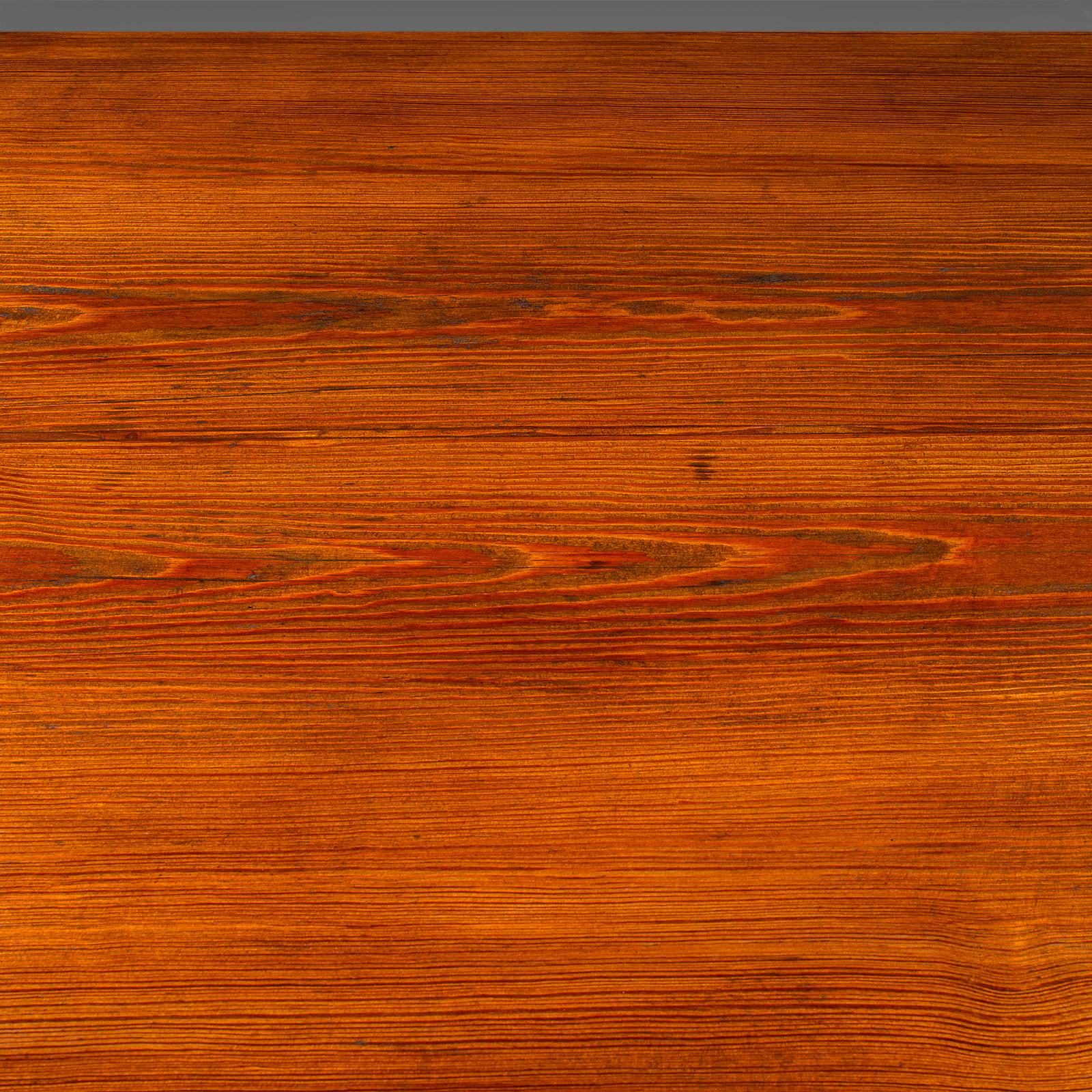 Table d'entrée victorienne, pin pichet, cuisine, ecclésiastique, vers 1870 en vente 1