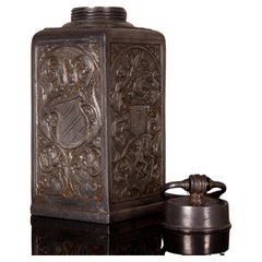 Antique hallmarked Pewter Bottle ar. 1880 Lion Crest Knightly / Hunting Style
