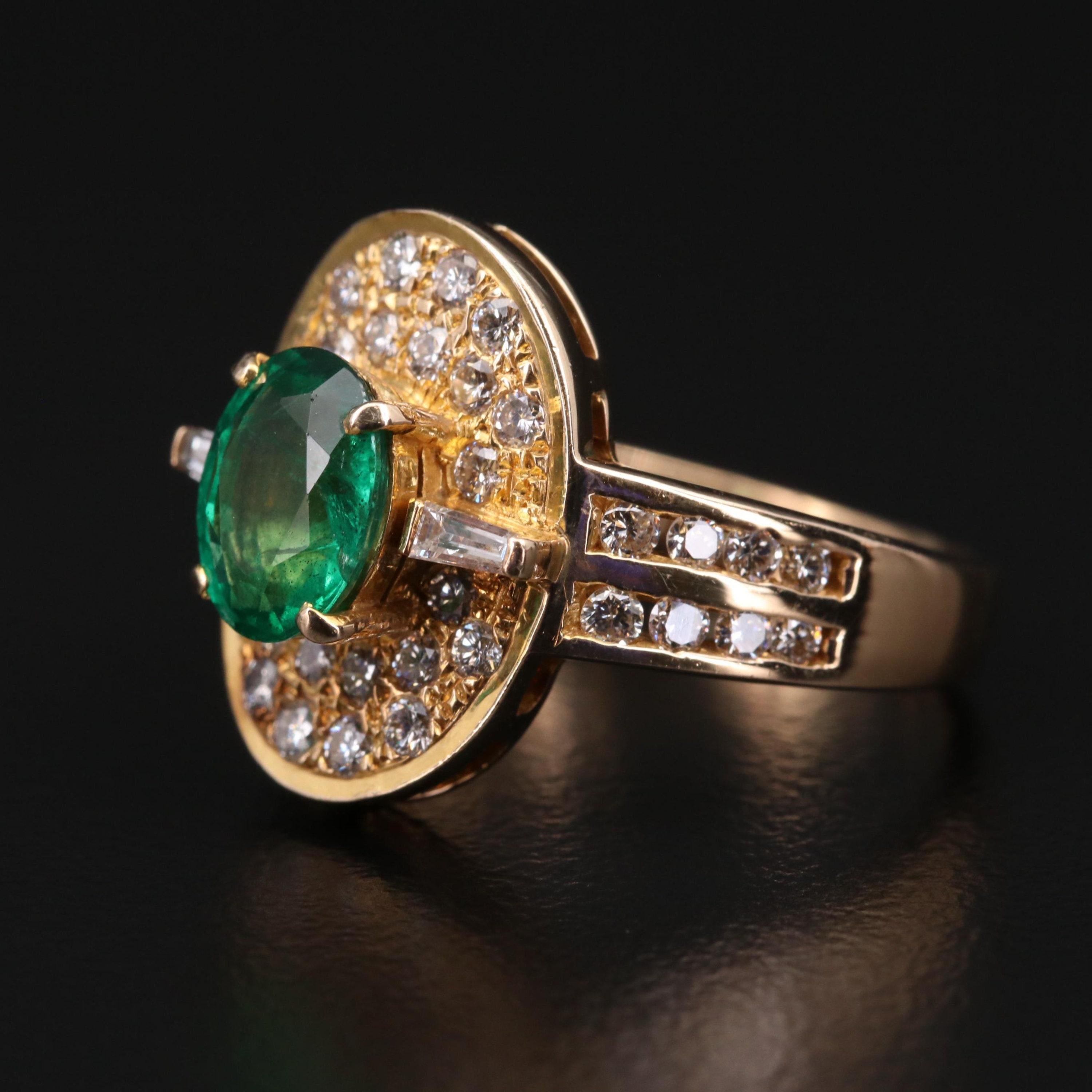 For Sale:  Antique Halo Green Emerald Wedding Ring 2