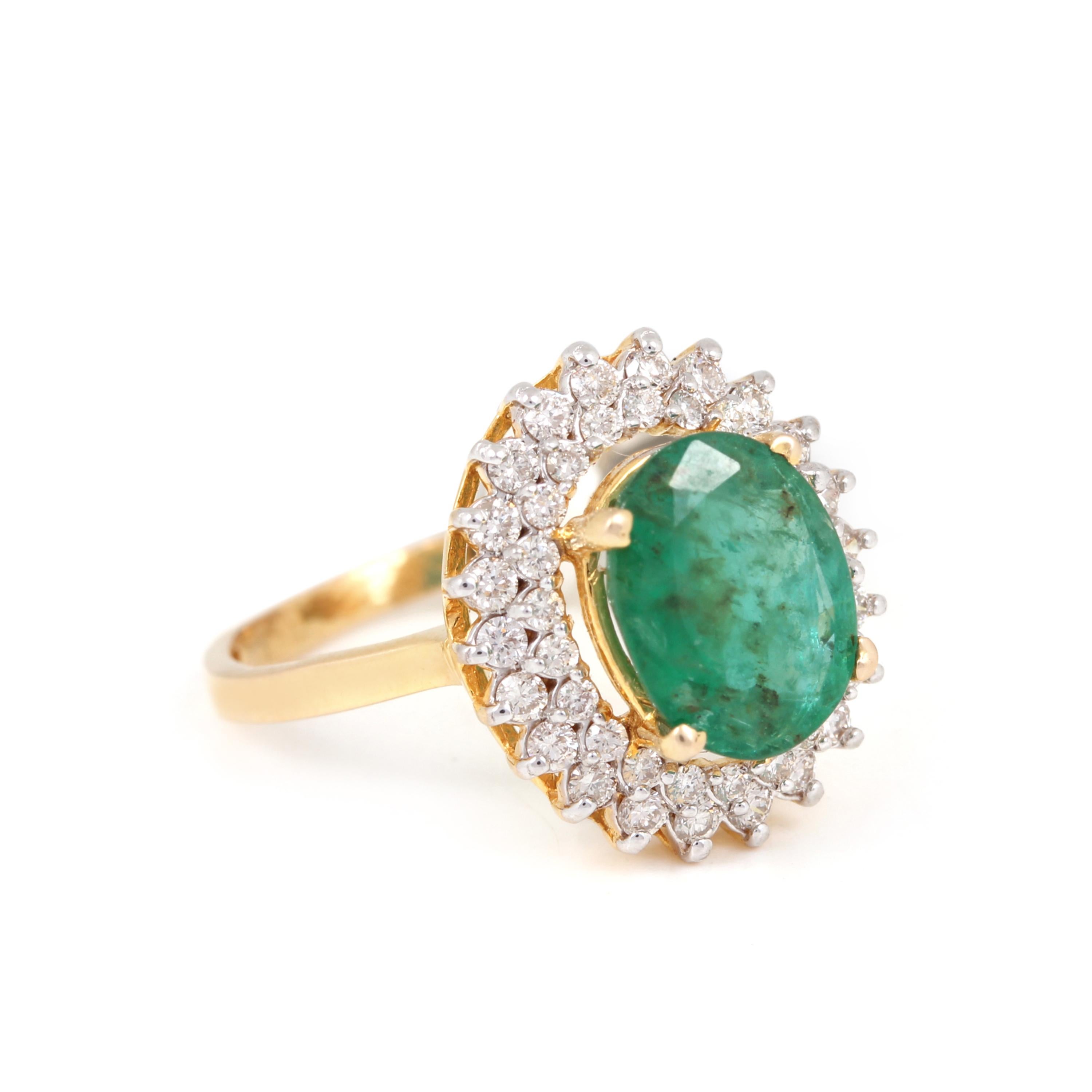 Antique Halo Natural Emerald Diamond Engagement Ring Yellow Gold Cocktail Ring

A stunning ring featuring IGI/GIA Certified 0.97 Carat Natural Emerald and 0.61 Carat of Diamond Accents set in 18K Solid Gold.

Emeralds are highly valued for their