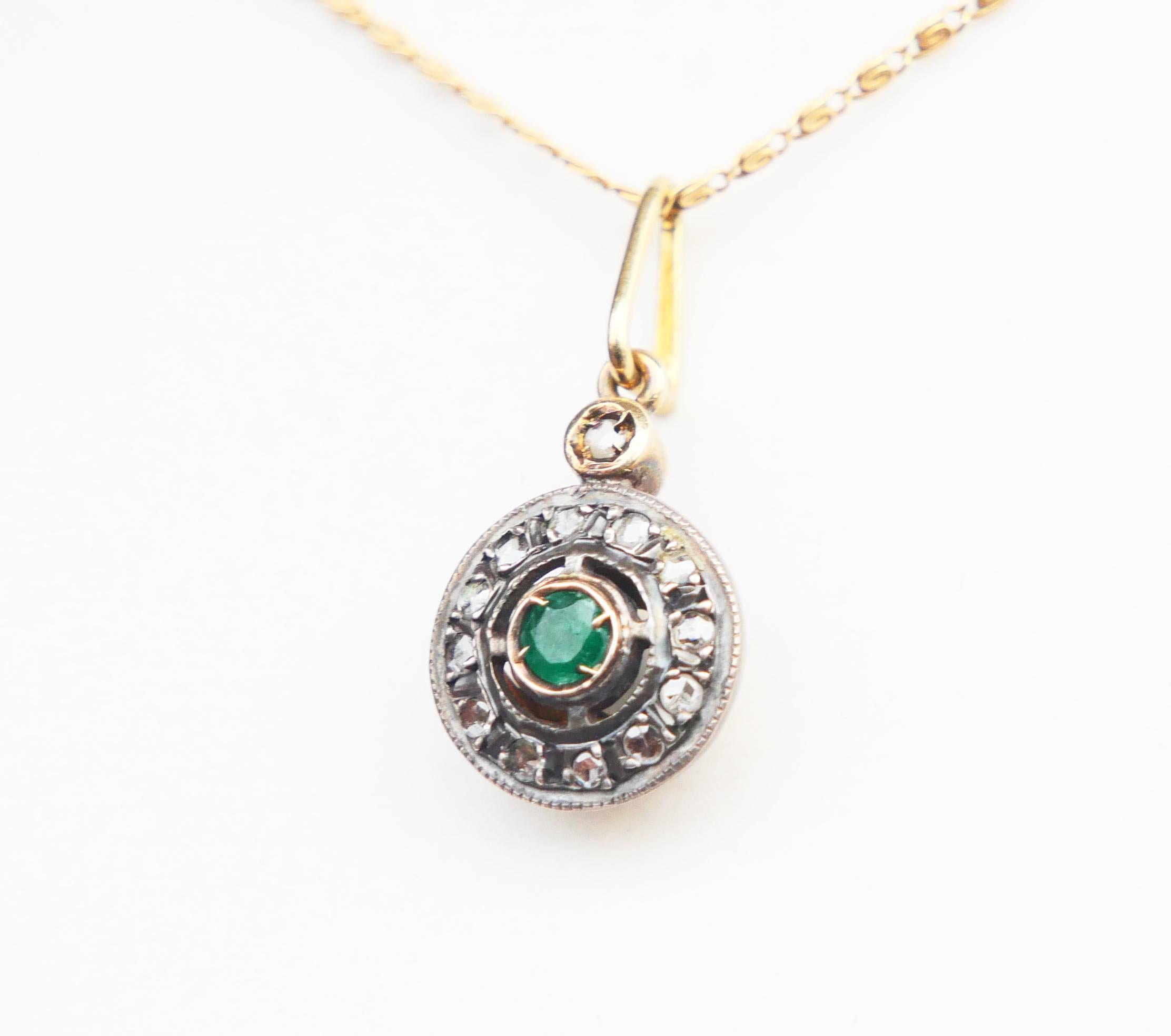 Women's Antique Halo Pendant Emerald Diamond solid 14K Gold / 2.25gr For Sale