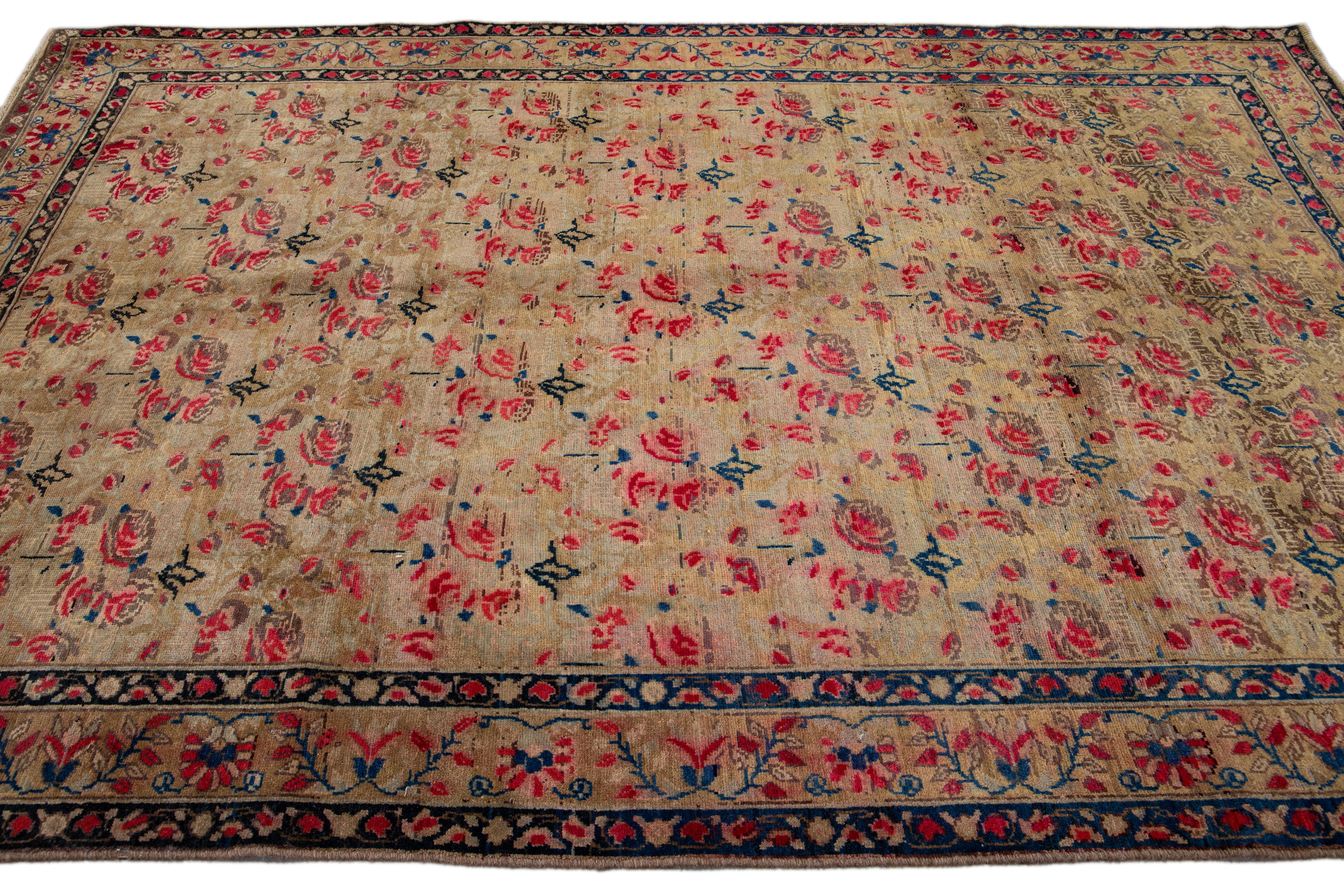Laine Tapis ancien en laine marron Hamadan à motifs floraux faits à la main en vente