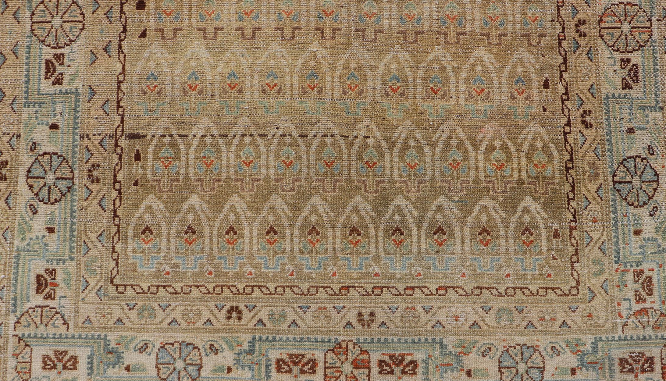 Tapis d'antiquités Hamadan Gallery en laine avec motif cachemire sous-géométrique sur toute sa surface en vente 2