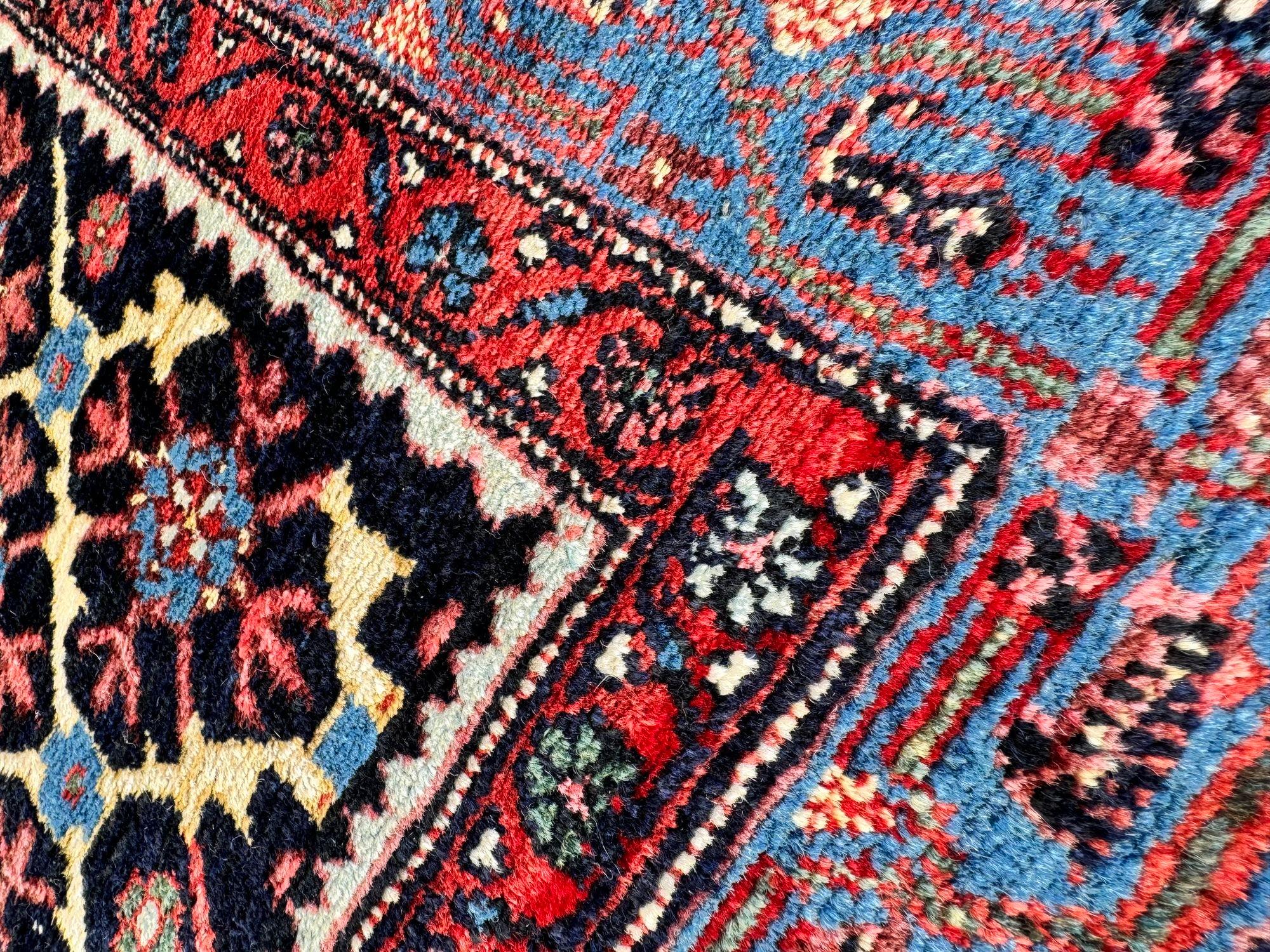Antique Hamadan Rug 1.96m x 1.43m For Sale 5