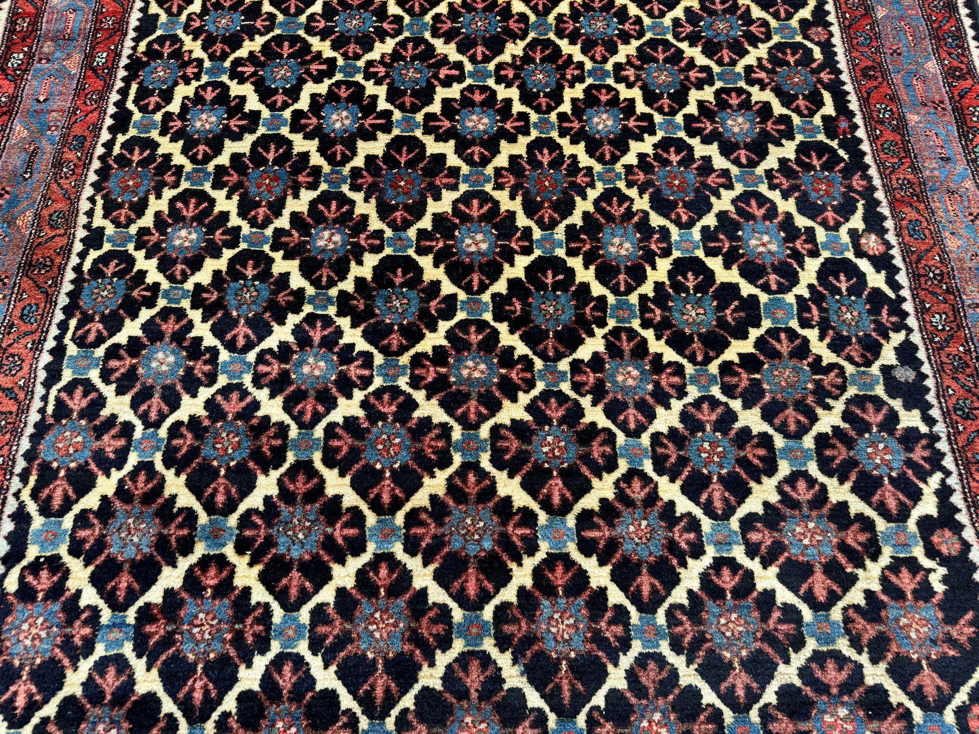 Antique Hamadan Rug 1.96m x 1.43m For Sale 3