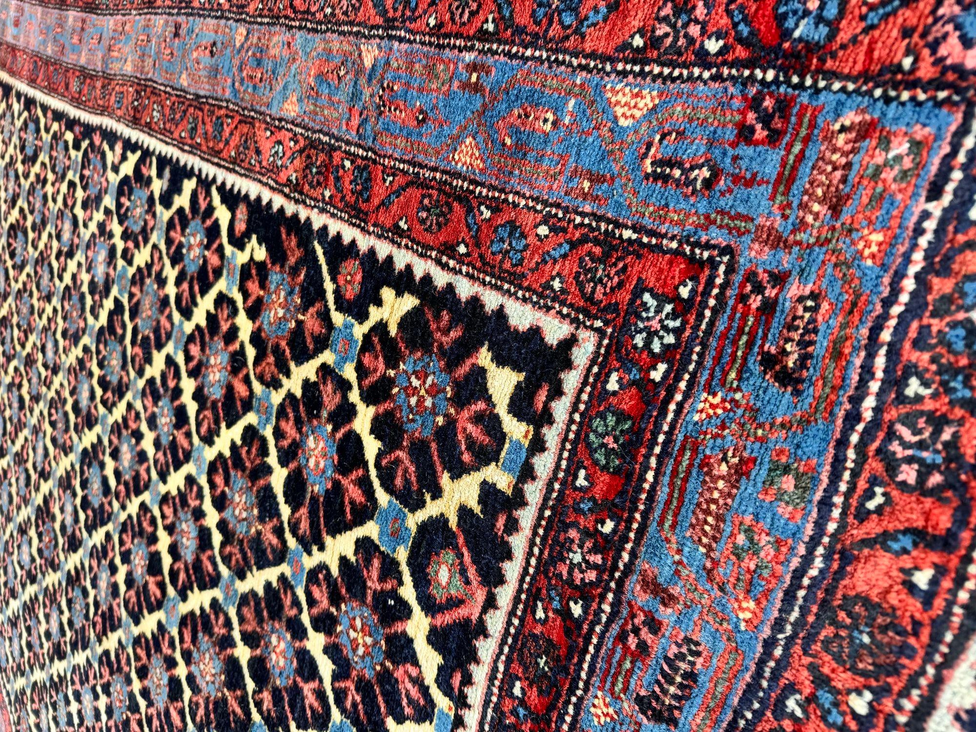 Antique Hamadan Rug 1.96m x 1.43m For Sale 4