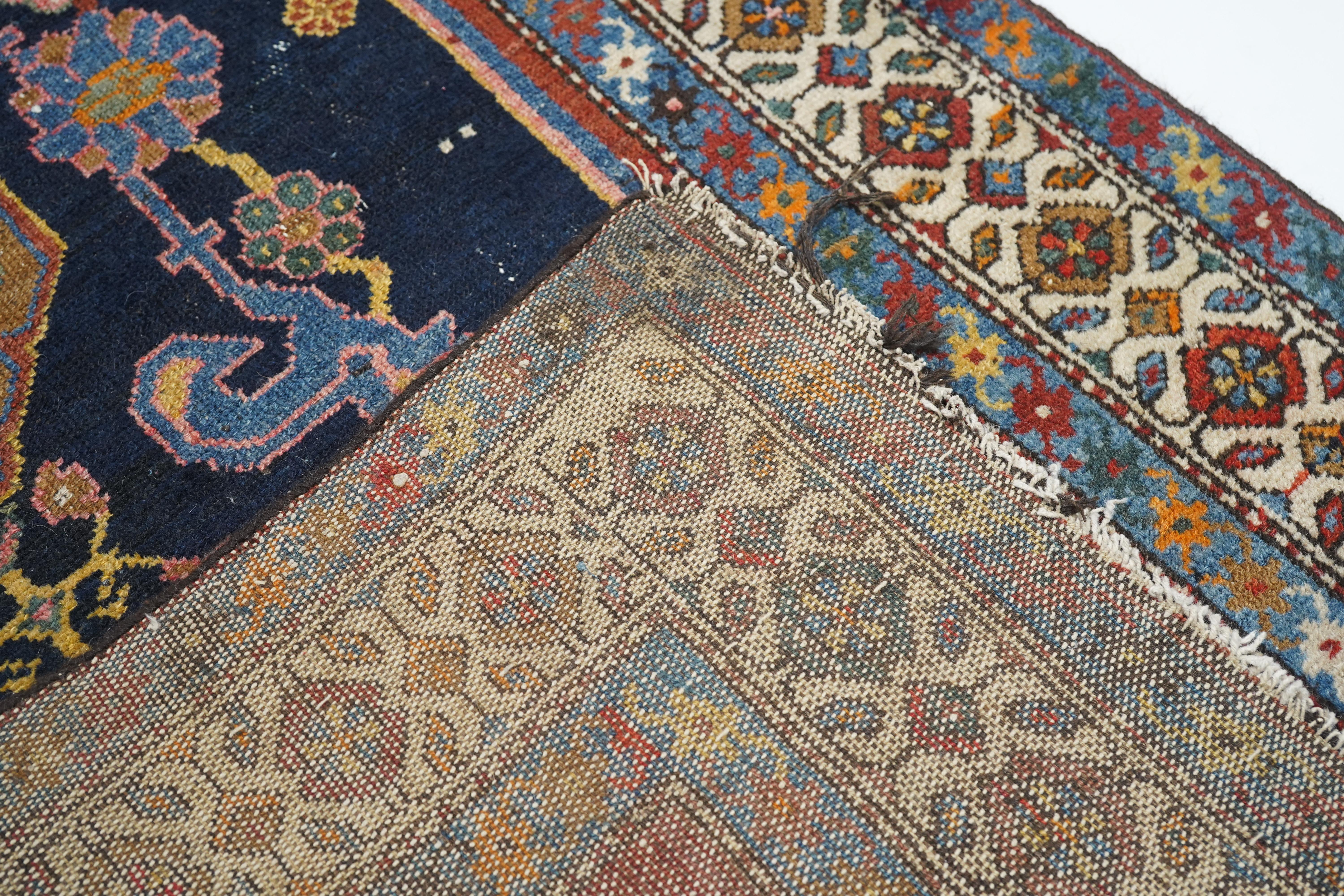 Antiker Hamedan-Teppich 4'1'' x 5'7'' im Angebot 5
