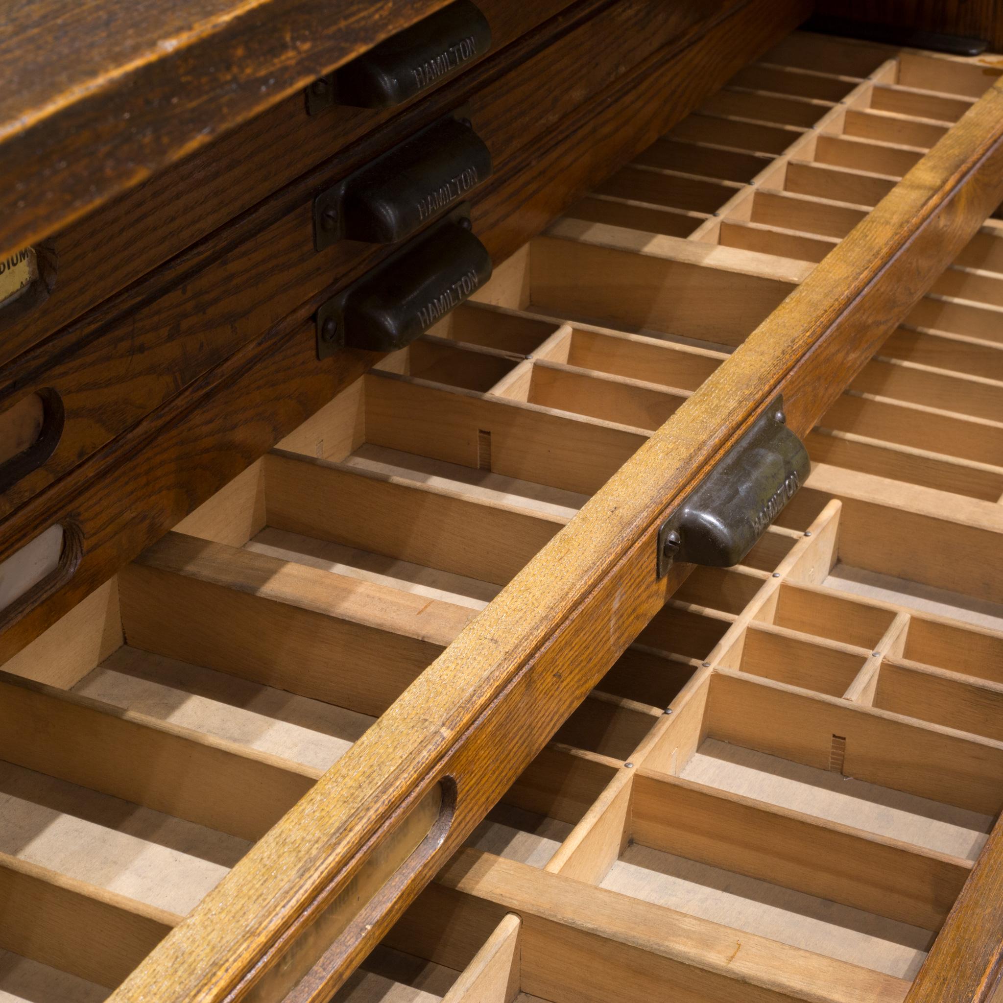 20th Century Antique Hamilton Industrial Typesetter's 24 Drawer Cabinet, c.1920-1930