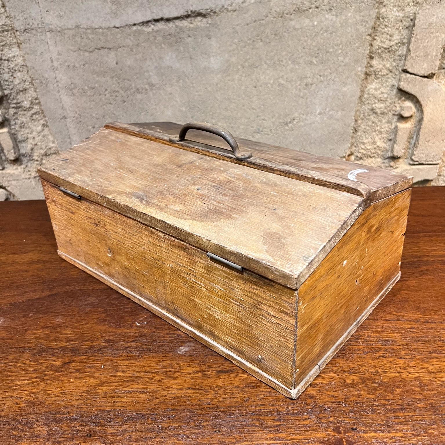 Antique Hammacher Schlemmer & Co NY Solid Oak Toolbox  For Sale 8