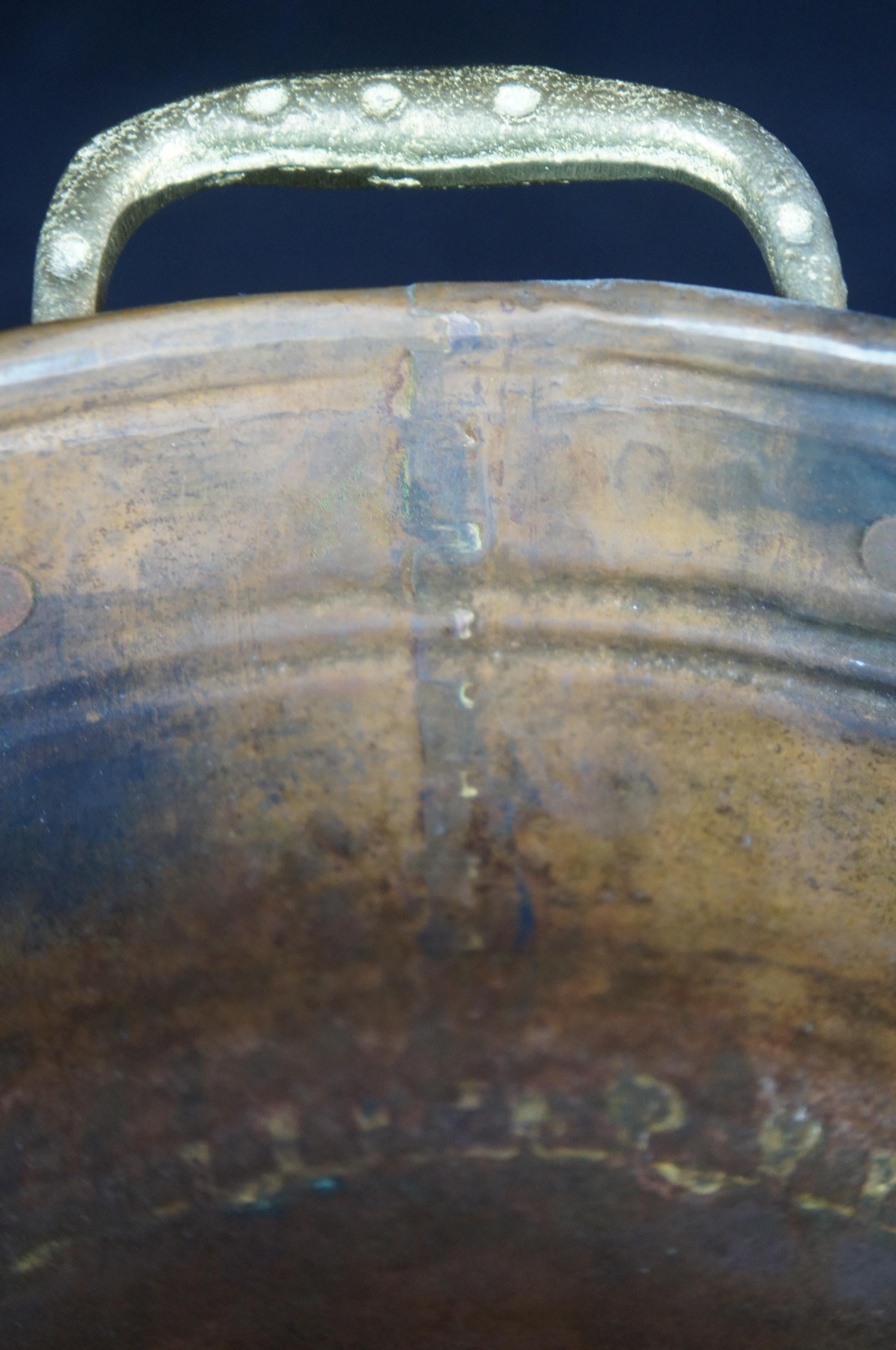 Antique Hammered Copper Brass Dovetailed Cauldron Boiler Stock Pot For Sale 2