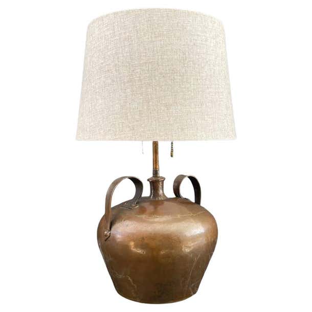 Antique Hammered Copper Urn Style Table Lamp For Sale at 1stDibs