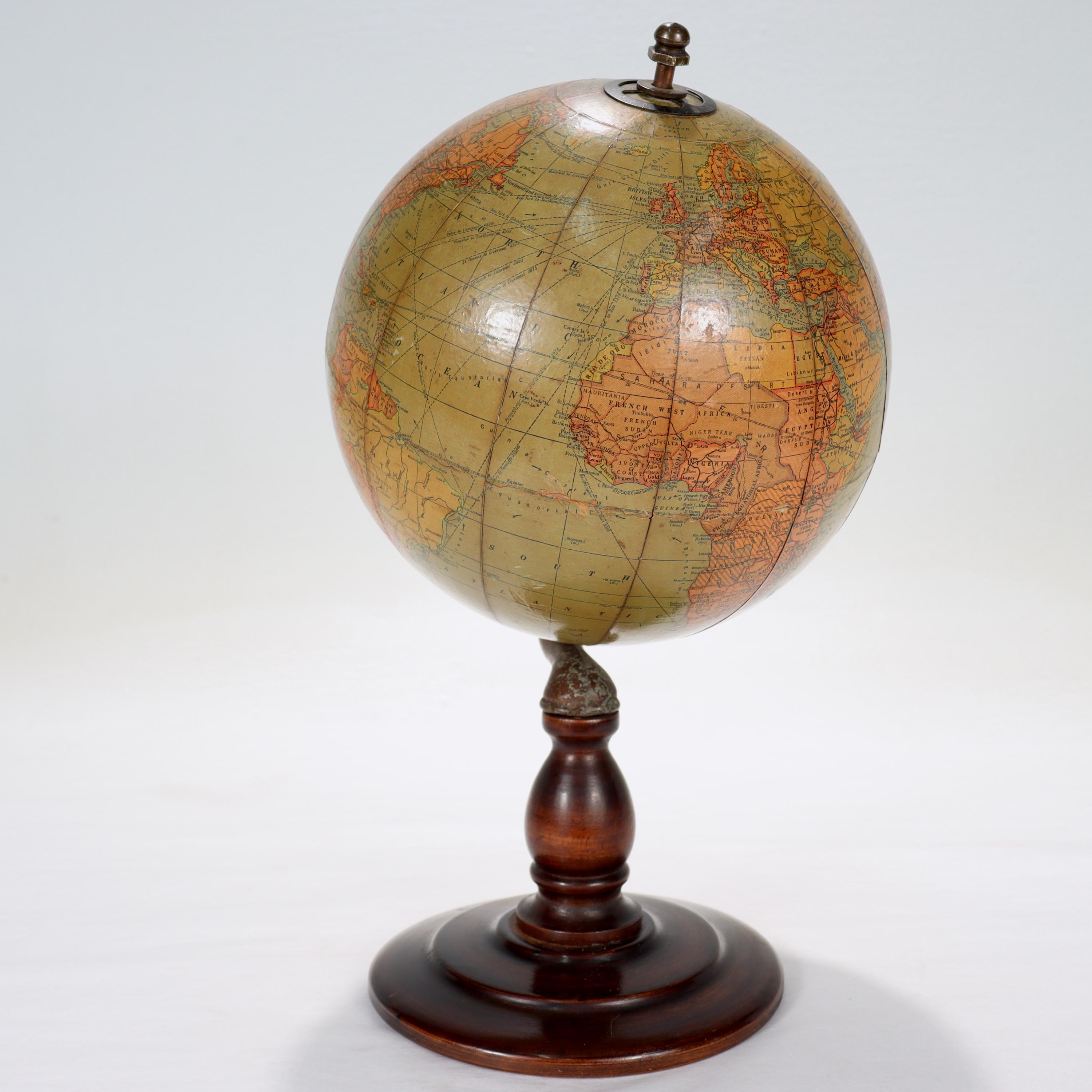 Inconnu Globe terrestre ancien de 15,24 cm sur pied de Hammond en vente
