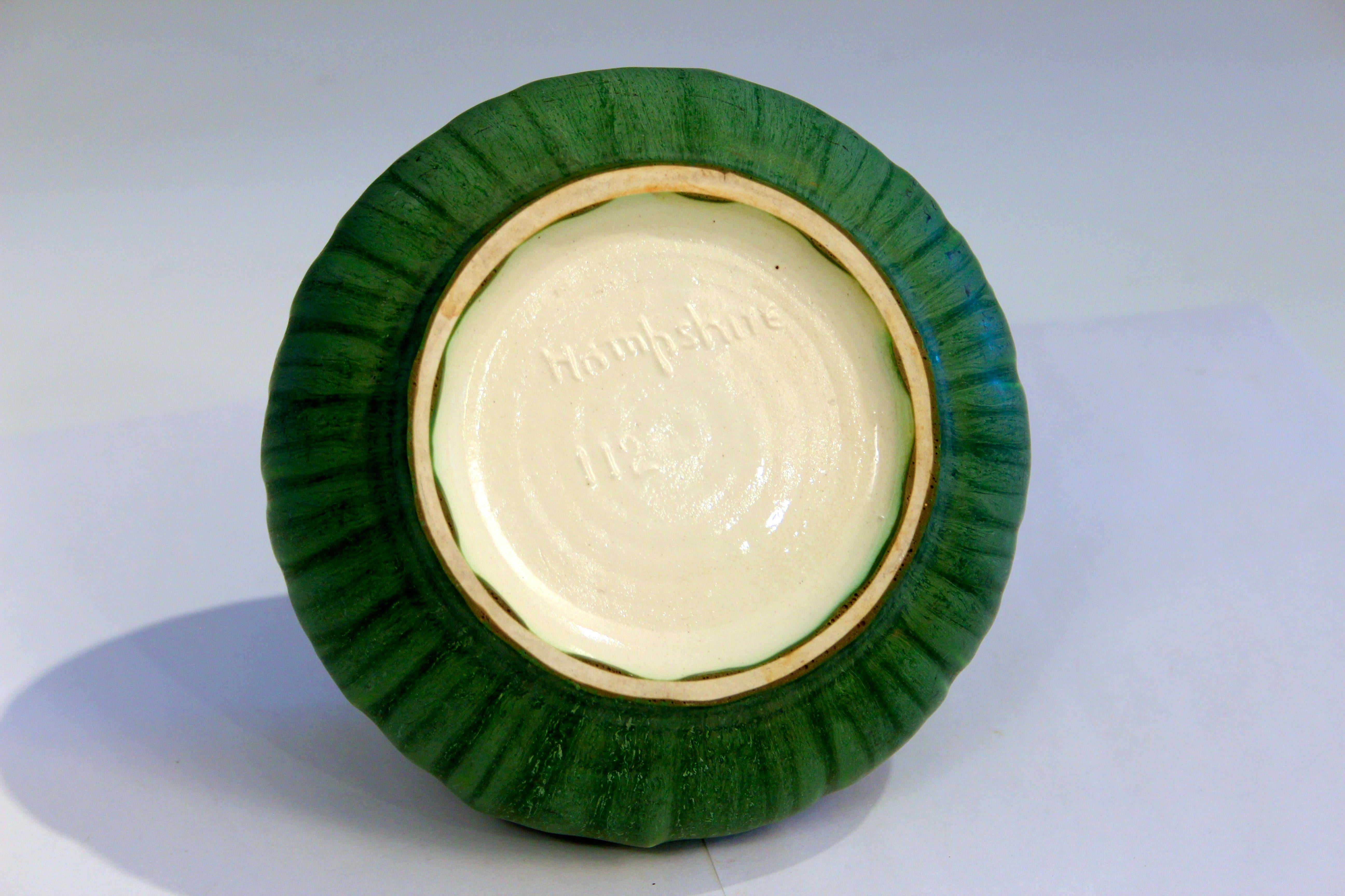 Antique Hampshire Pottery Matt Green Sweet Arts & Crafts Cattail Vase In Good Condition In Wilton, CT