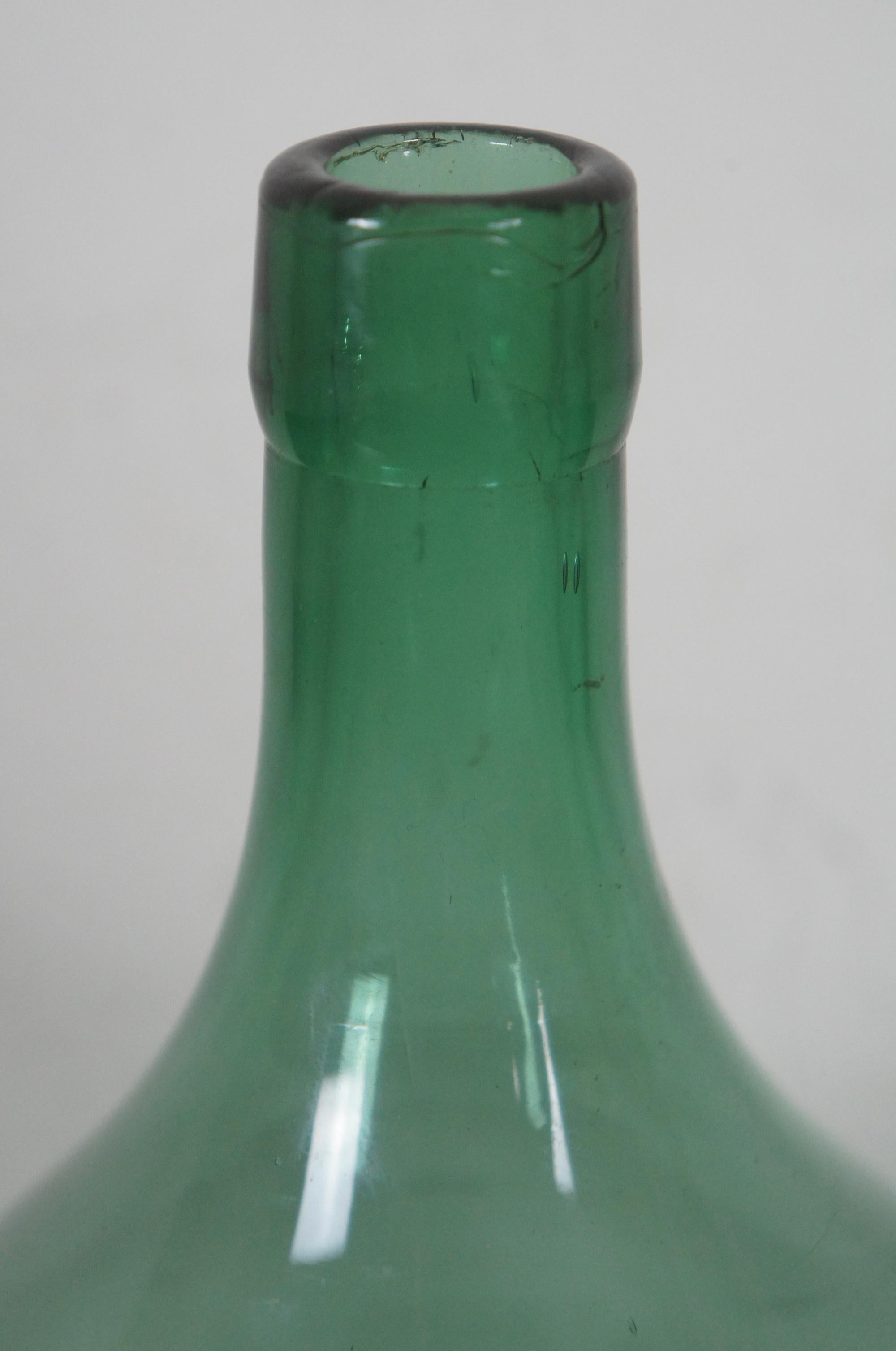 Antique Hand Blown Green Glass French Wine Demijohn Bonbonne Bottle Jug In Good Condition In Dayton, OH