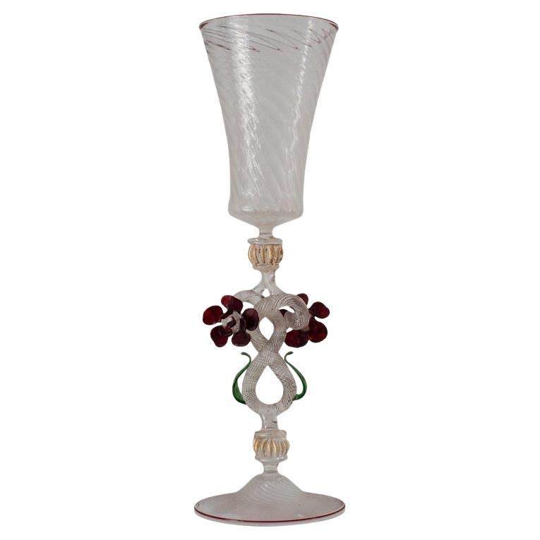 Flauta Antigua de Cristal de Murano Soplado a Mano Rojo y Transparente con Detalles Dorados