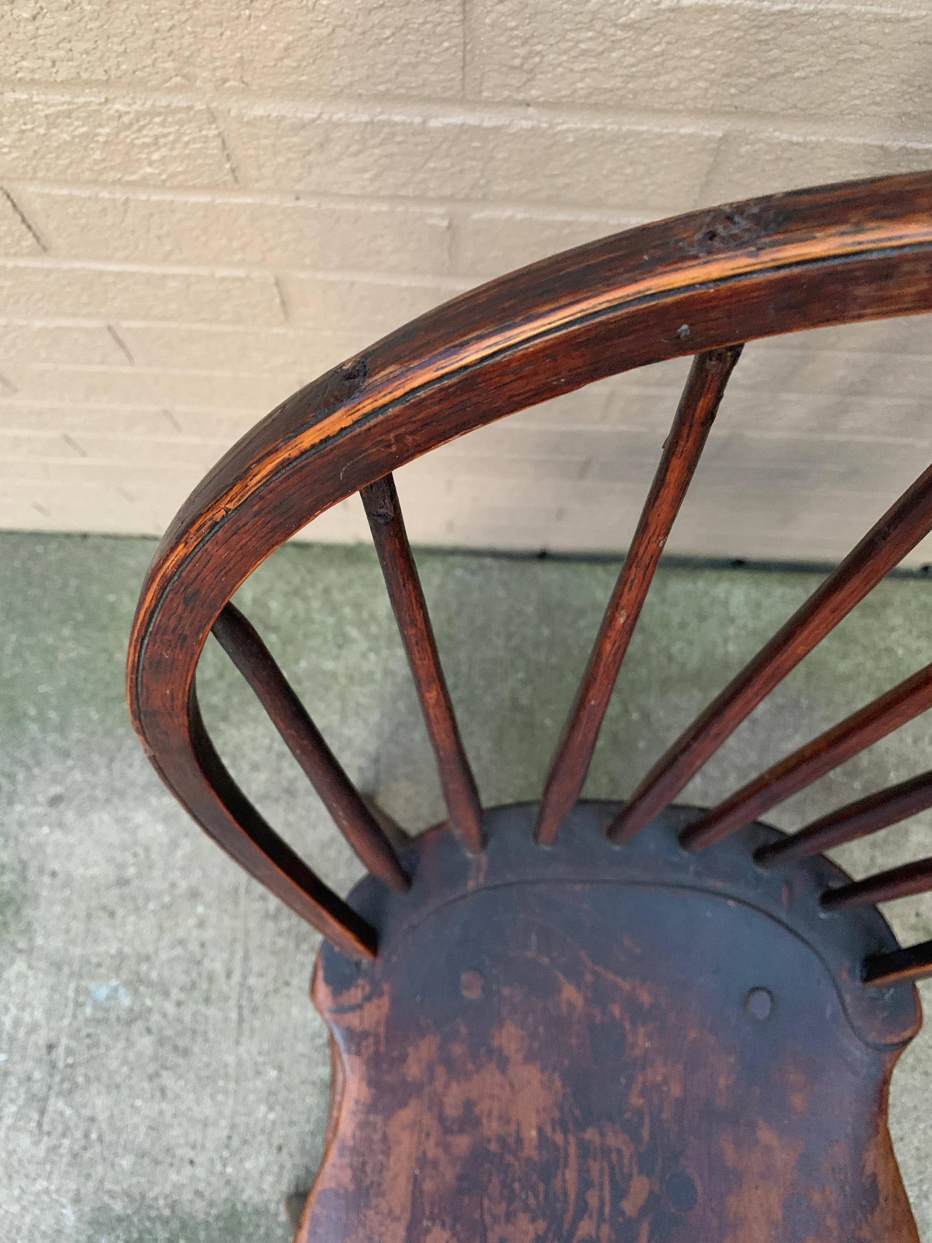 Ancienne chaise américaine Windsor sculptée à la main, vers 1790 en vente 6
