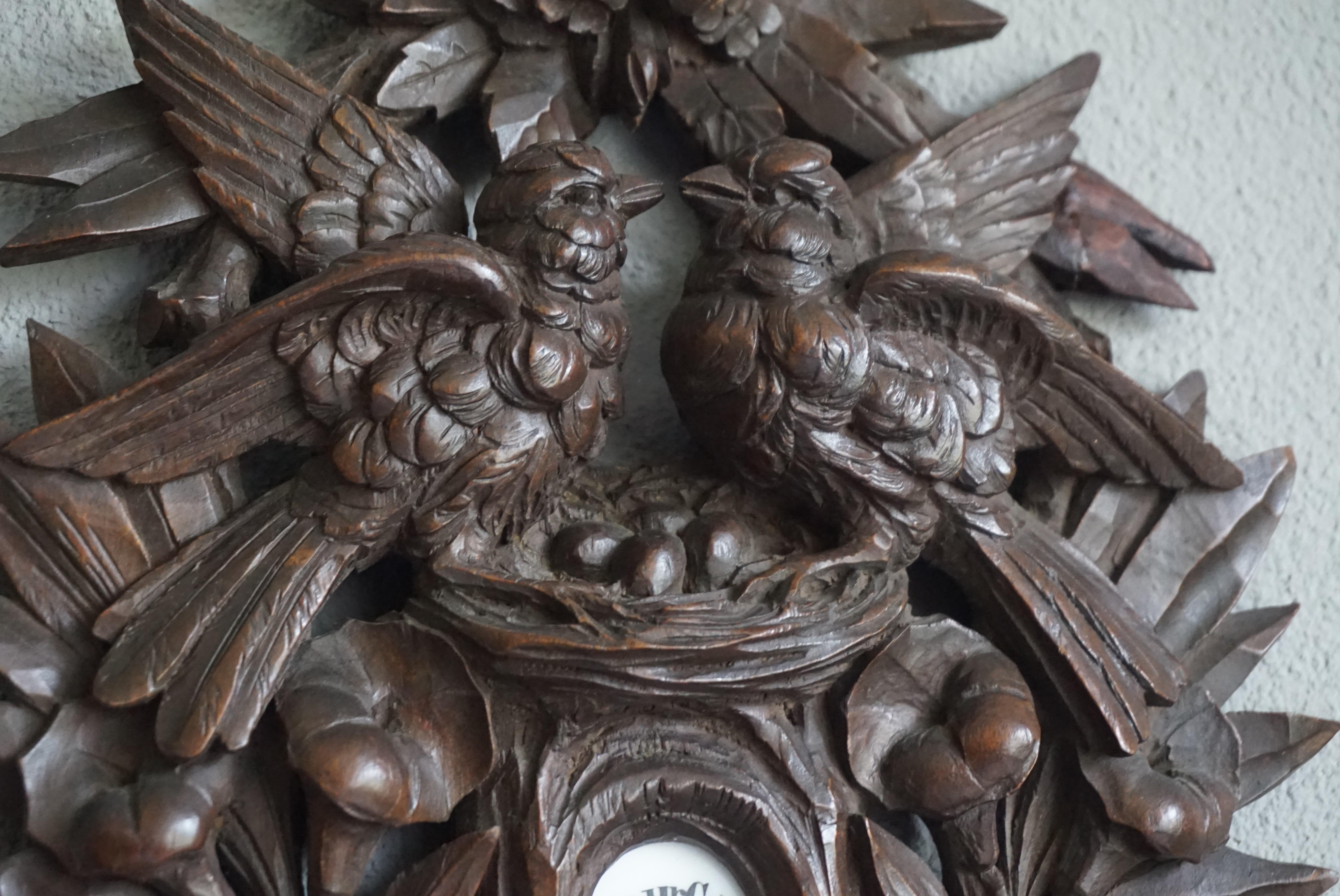 Antique Hand Carved Black Forest Barometer, Flowers ans Nesting Birds Sculptures For Sale 3