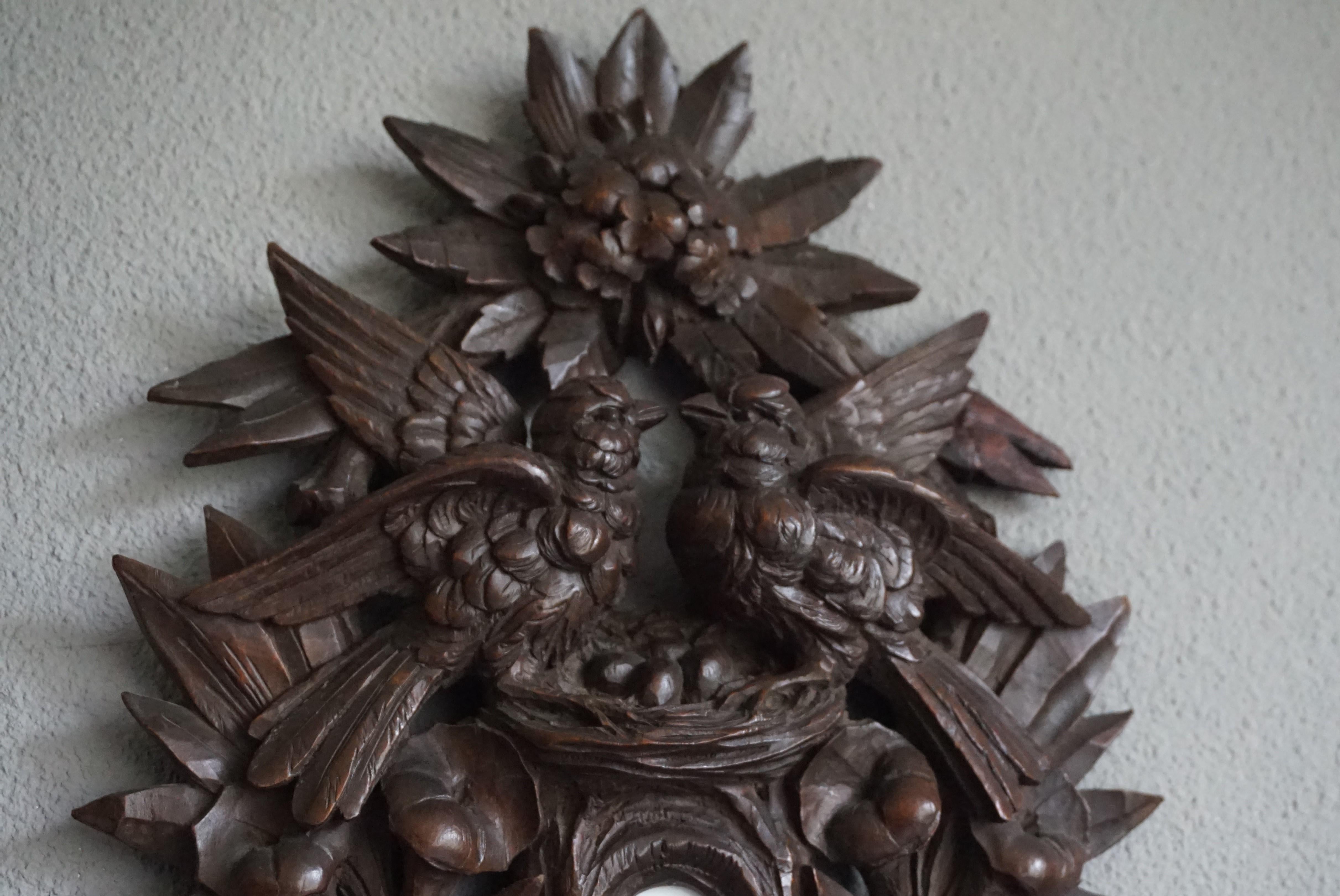 Antique Hand Carved Black Forest Barometer, Flowers ans Nesting Birds Sculptures For Sale 2