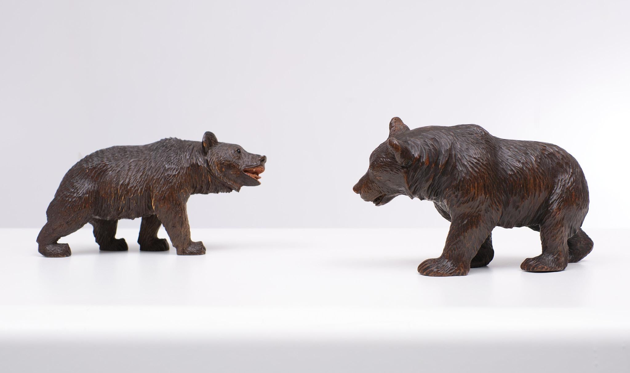 Ancien ours de la Forêt Noire sculpté à la main, Allemagne, années 1920  en vente 1