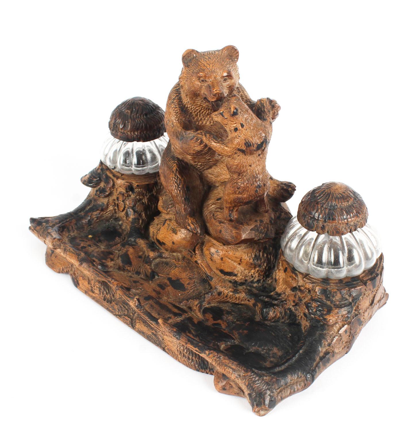 Antique Hand Carved Black Forest Bears Inkstand 19th Century In Good Condition For Sale In London, GB