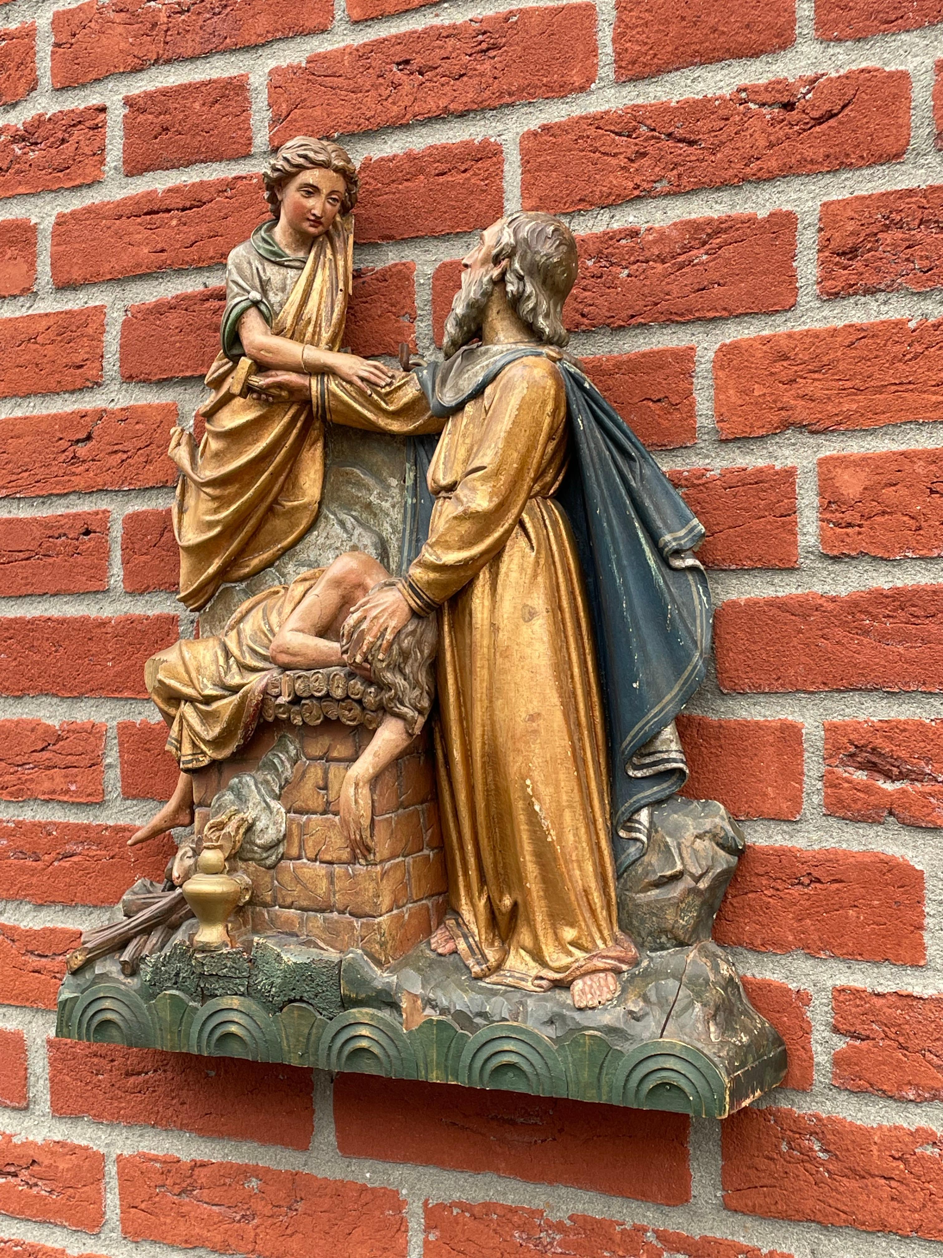 Antike religiöse Kirchenskulptur / Schnitzerei von Abraham, der Isaac anbietet. Engel im Zustand „Gut“ im Angebot in Lisse, NL