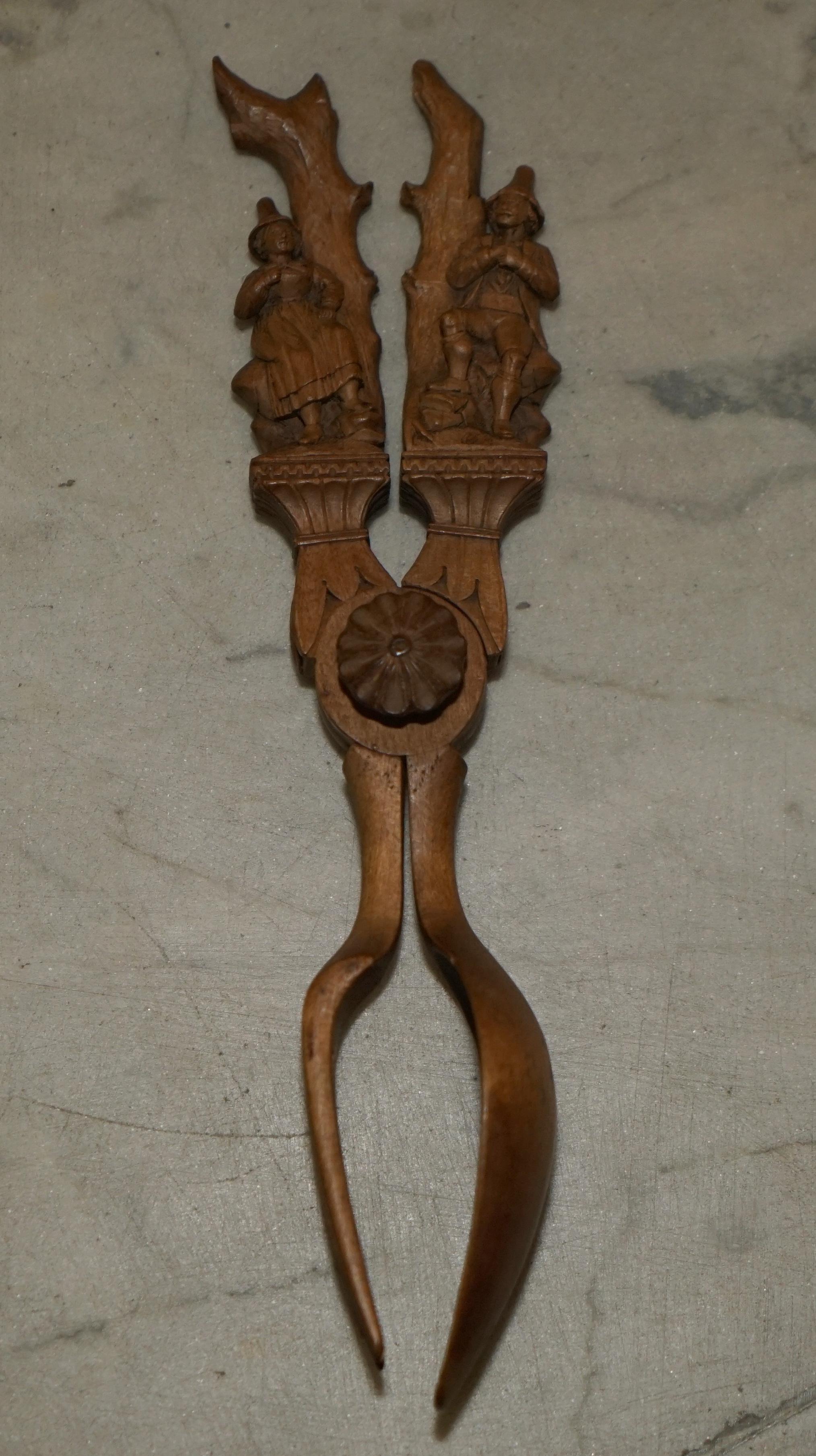 High Victorian Antique Hand Carved circa 1880 Austrian Spoon Fork Scissors Combo for Salads