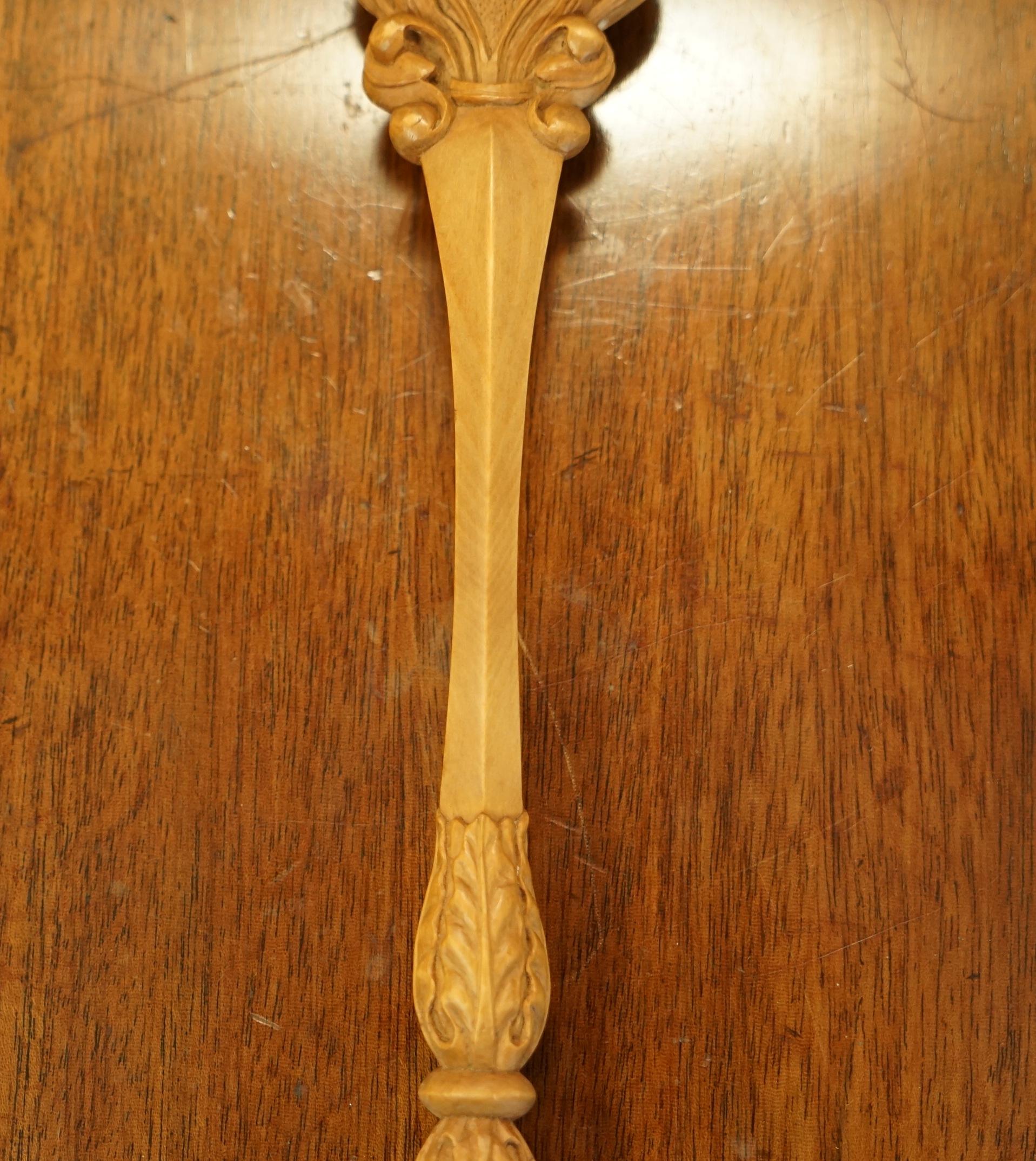 ANTIQUE HAND CARVED CIRCA 1900 ROYAL ALBERT HALL RETIREMENT GiFT FORK & SPOON 11