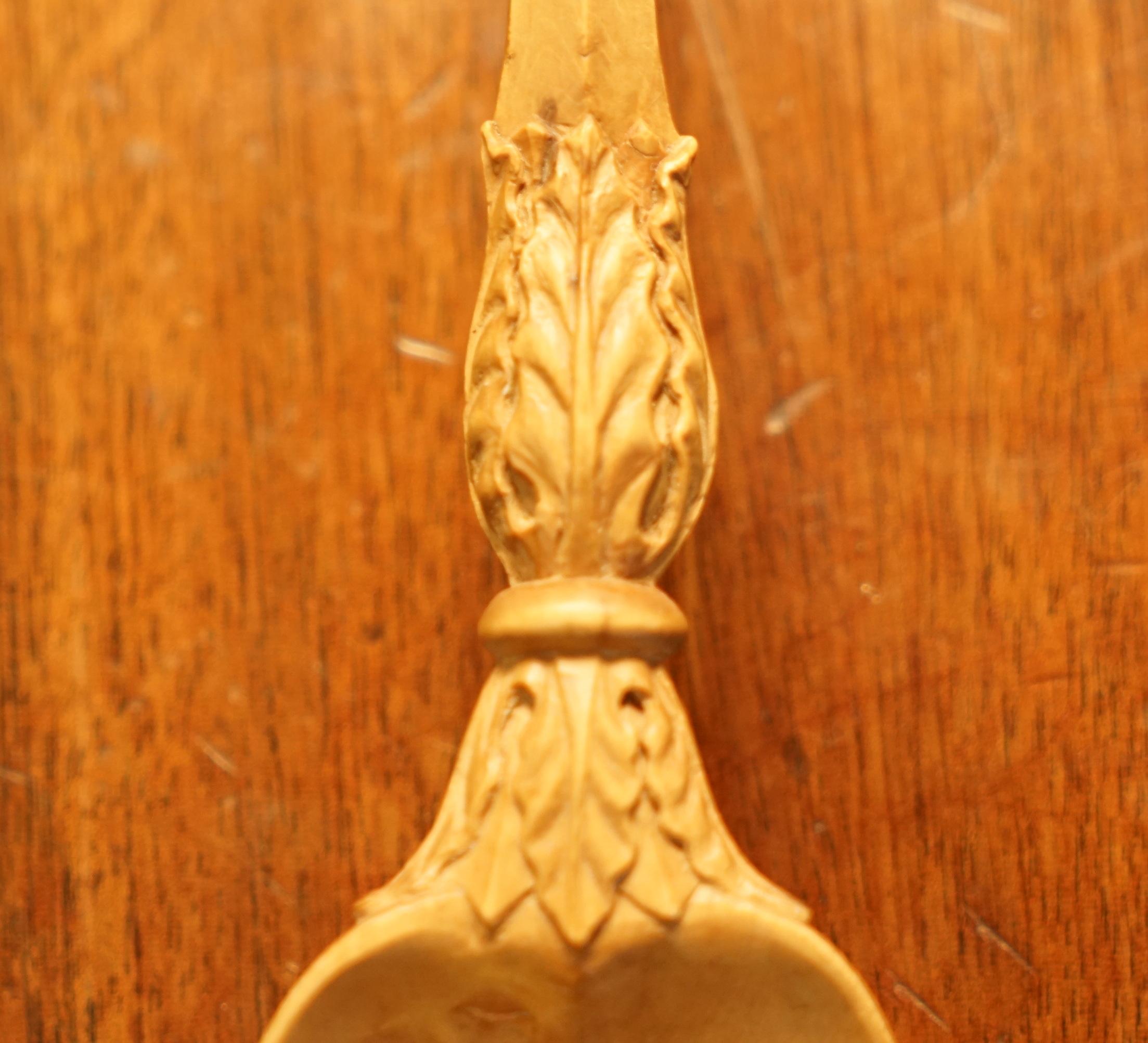 Walnut ANTIQUE HAND CARVED CIRCA 1900 ROYAL ALBERT HALL RETIREMENT GiFT FORK & SPOON