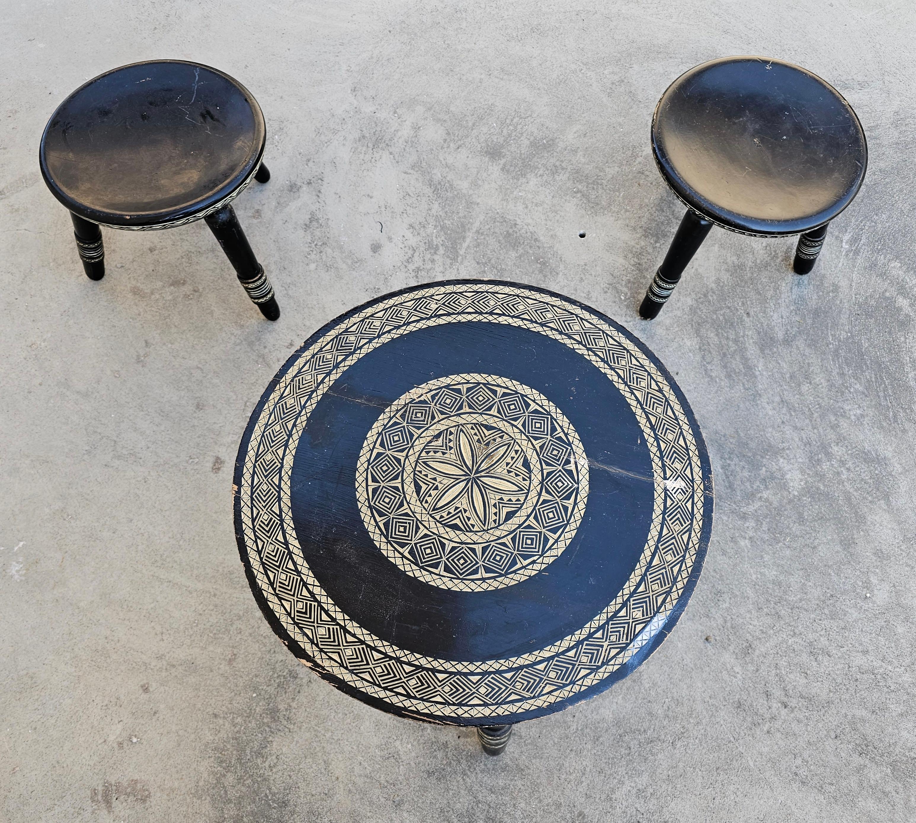 Antique Hand Carved Coffee Table with 6 Stools by Ettore Zacchari, Italy, 1900s For Sale 2