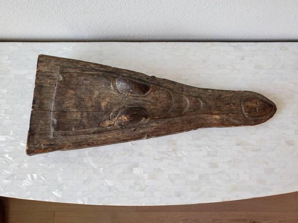 Wood Antique Hand Carved Crocodile Head Canoe Prow