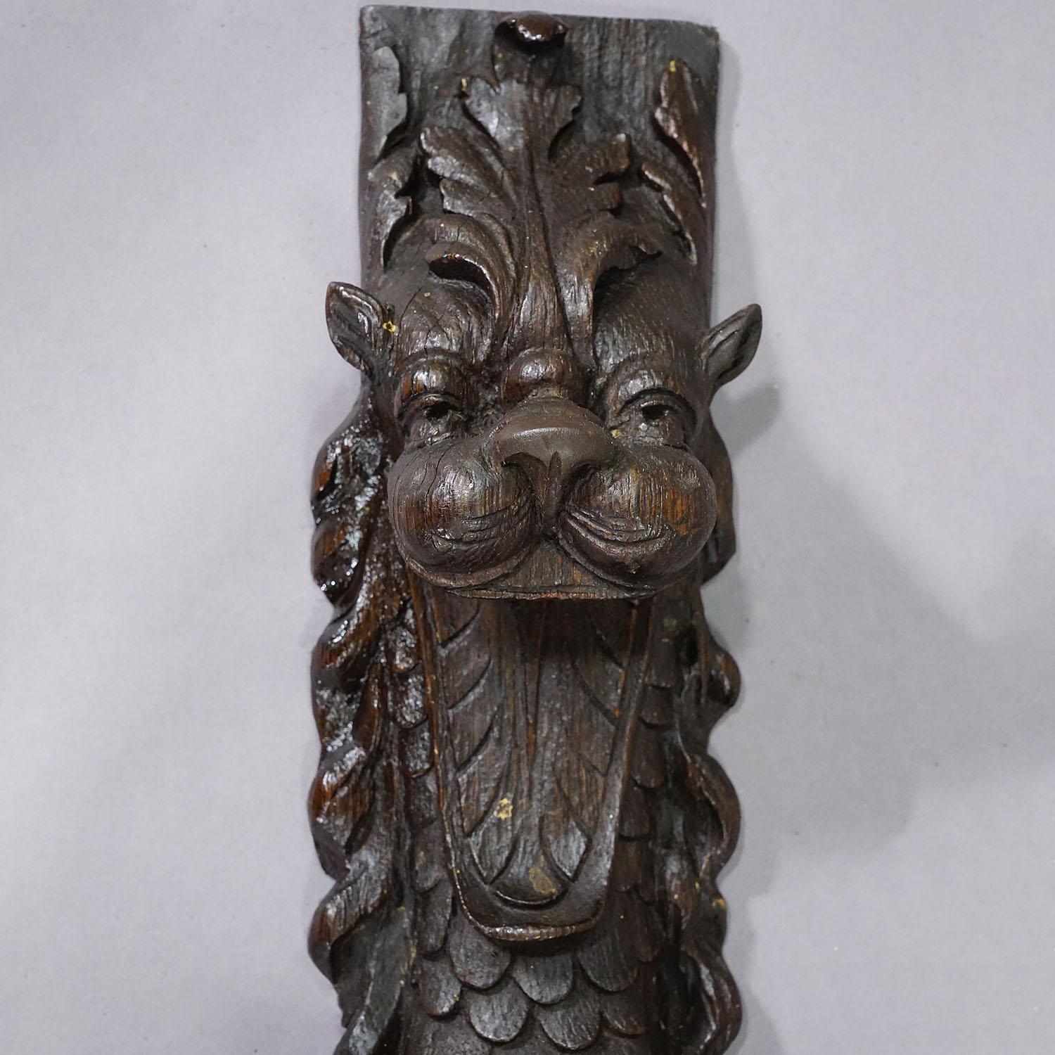 Antikes handgeschnitztes dekoratives Element mit Drachen, Deutschland ca. 1890 (Sonstiges) im Angebot
