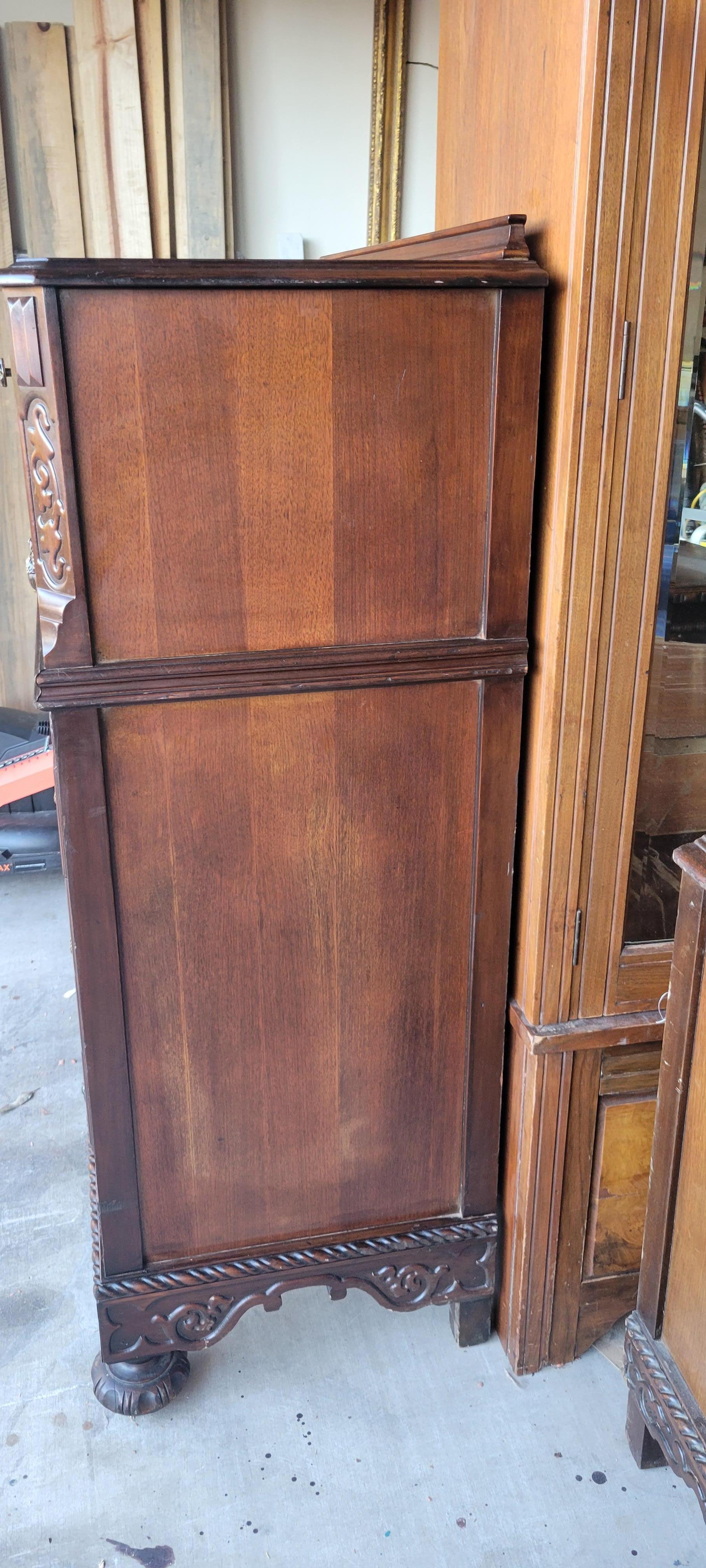 Antique Carved Walnut - Mahogany Dresser with 5 Drawers For Sale 5