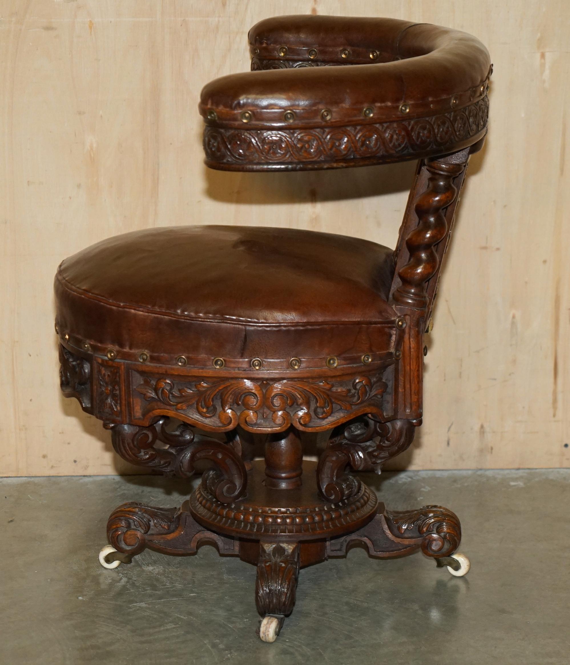 ANTIQUE HAND CARVED ENGLISH 1880 VICTORiAN COCK FIGHTING METAMORPHIC ARMCHAIR For Sale 5