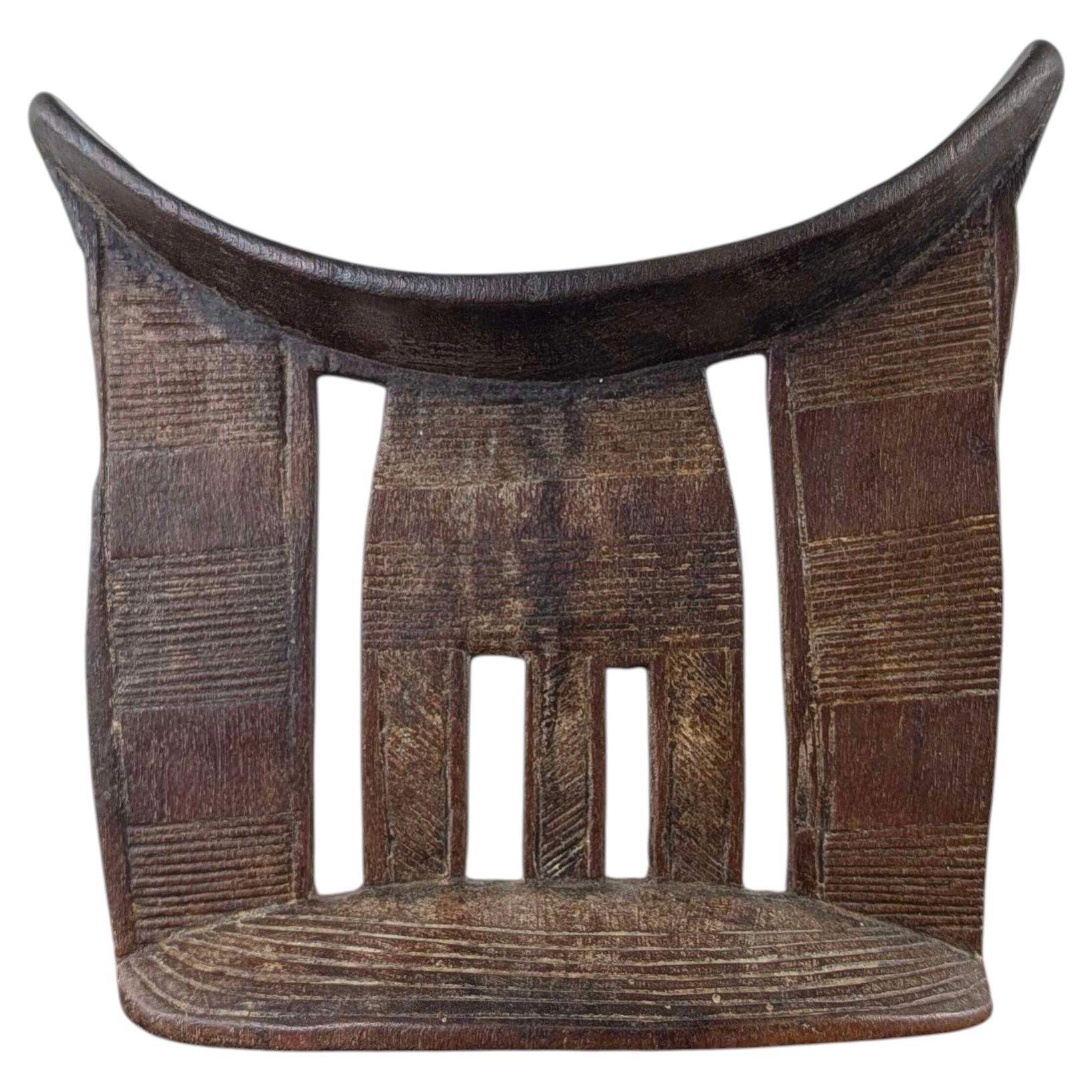 Antique Hand-Carved Ethiopian Kambatta Tribal Wood Headrest, Early 20th Century