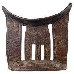 Antique Hand-Carved Ethiopian Kambatta Tribal Wood Headrest, Early 20th Century